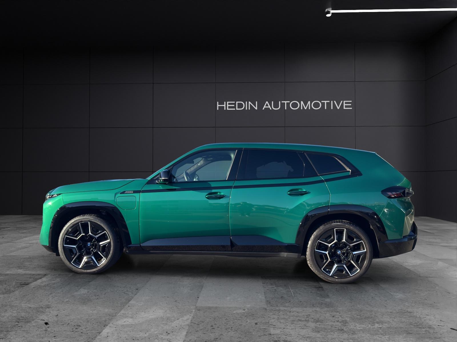 BMW XM G09 50e Plug-in Hybrid-showroom-element-2
