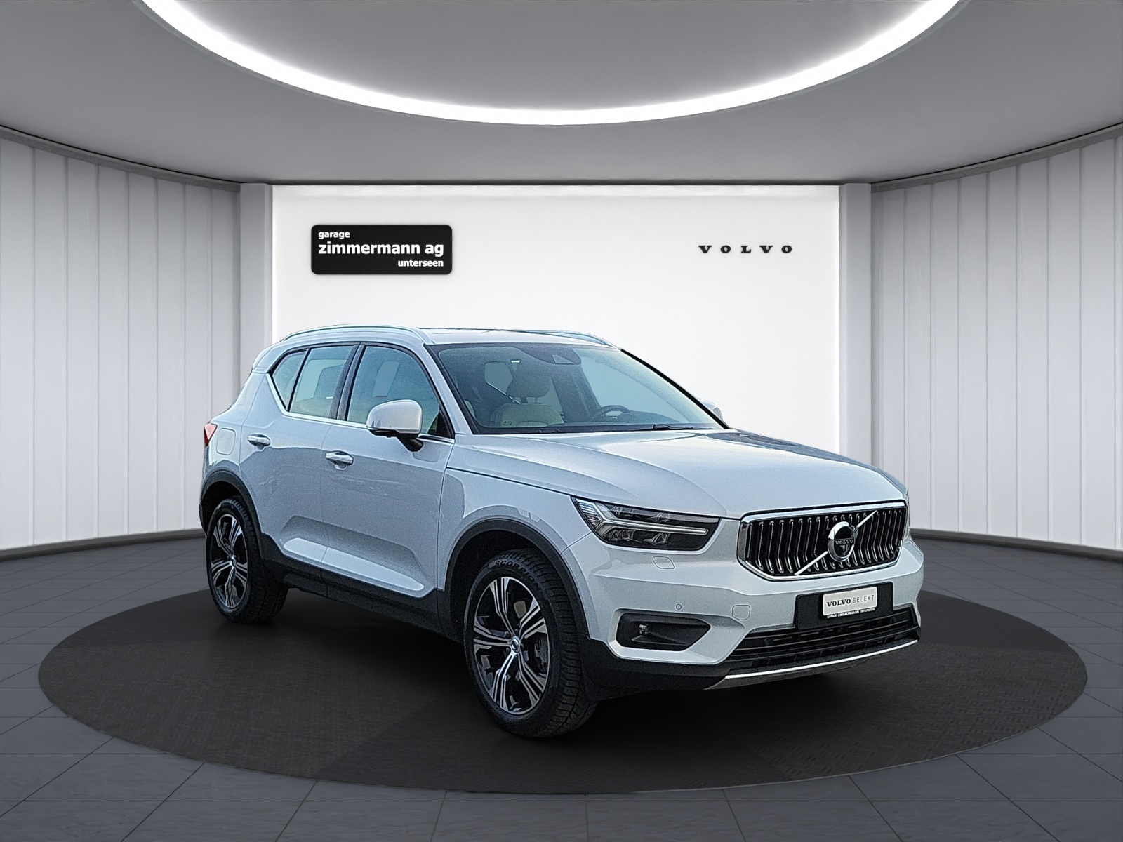 VOLVO XC40 1.5 T5 PiH Inscription-showroom-element-2