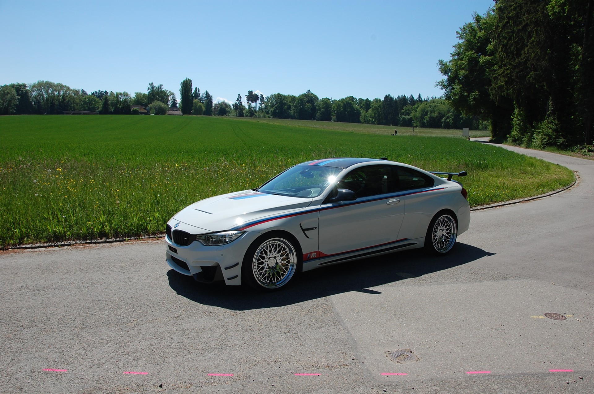 BMW M4 GTS-image-1