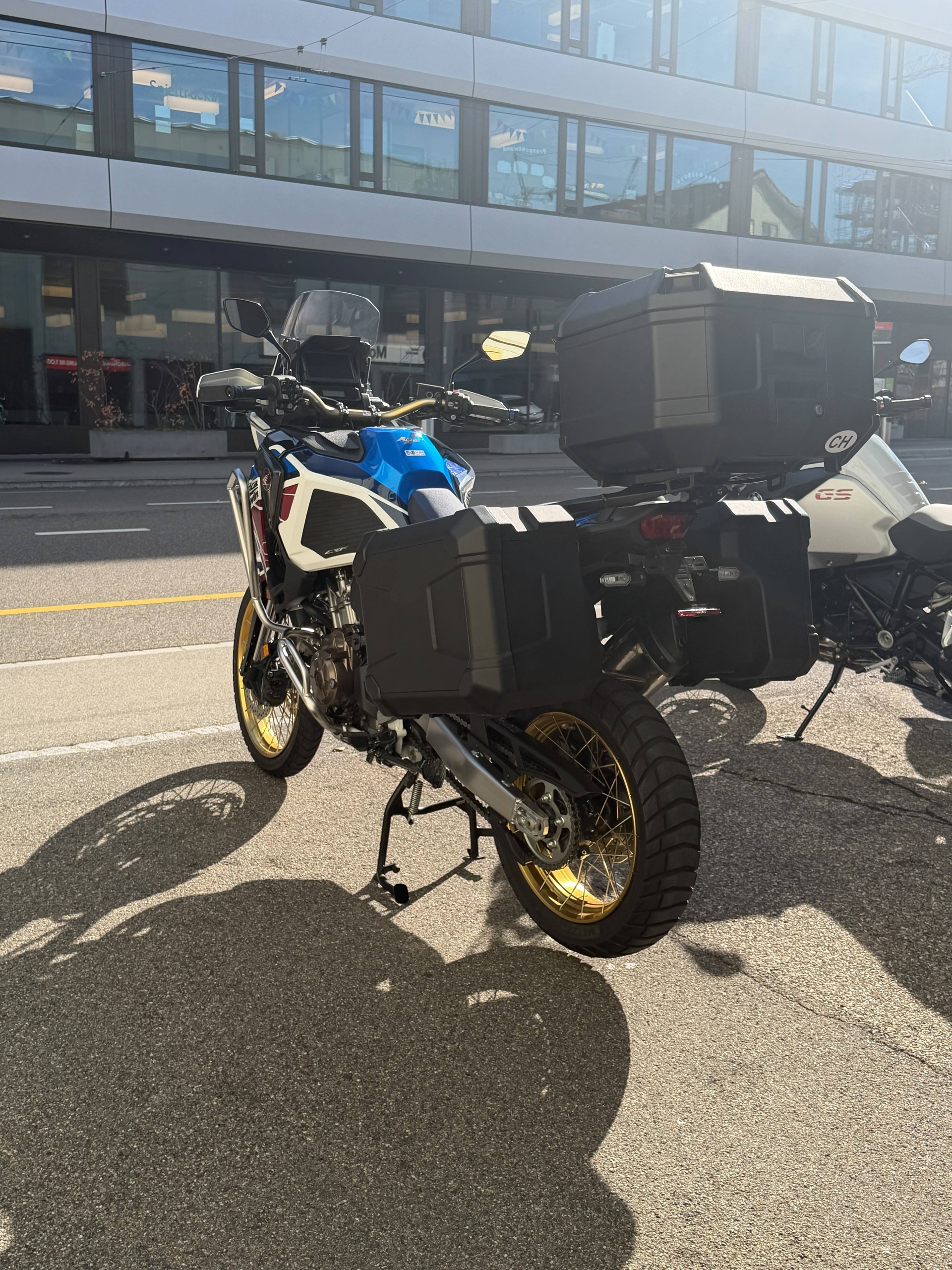 HONDA CRF 1100 L Africa Twin Adventure Sports DCT-image-2
