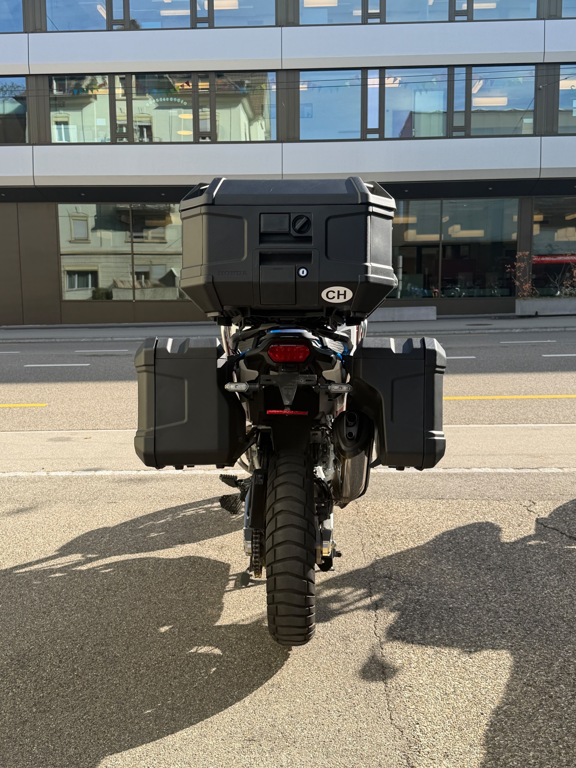 HONDA CRF 1100 L Africa Twin Adventure Sports DCT-image-3