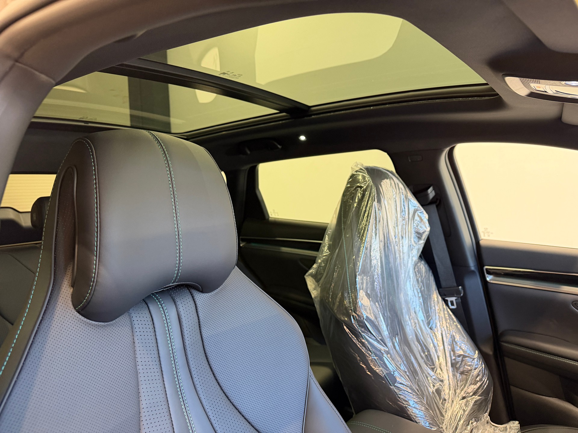 BYD Seal U DM-i Design AWD *NARDO GREY*-image-17