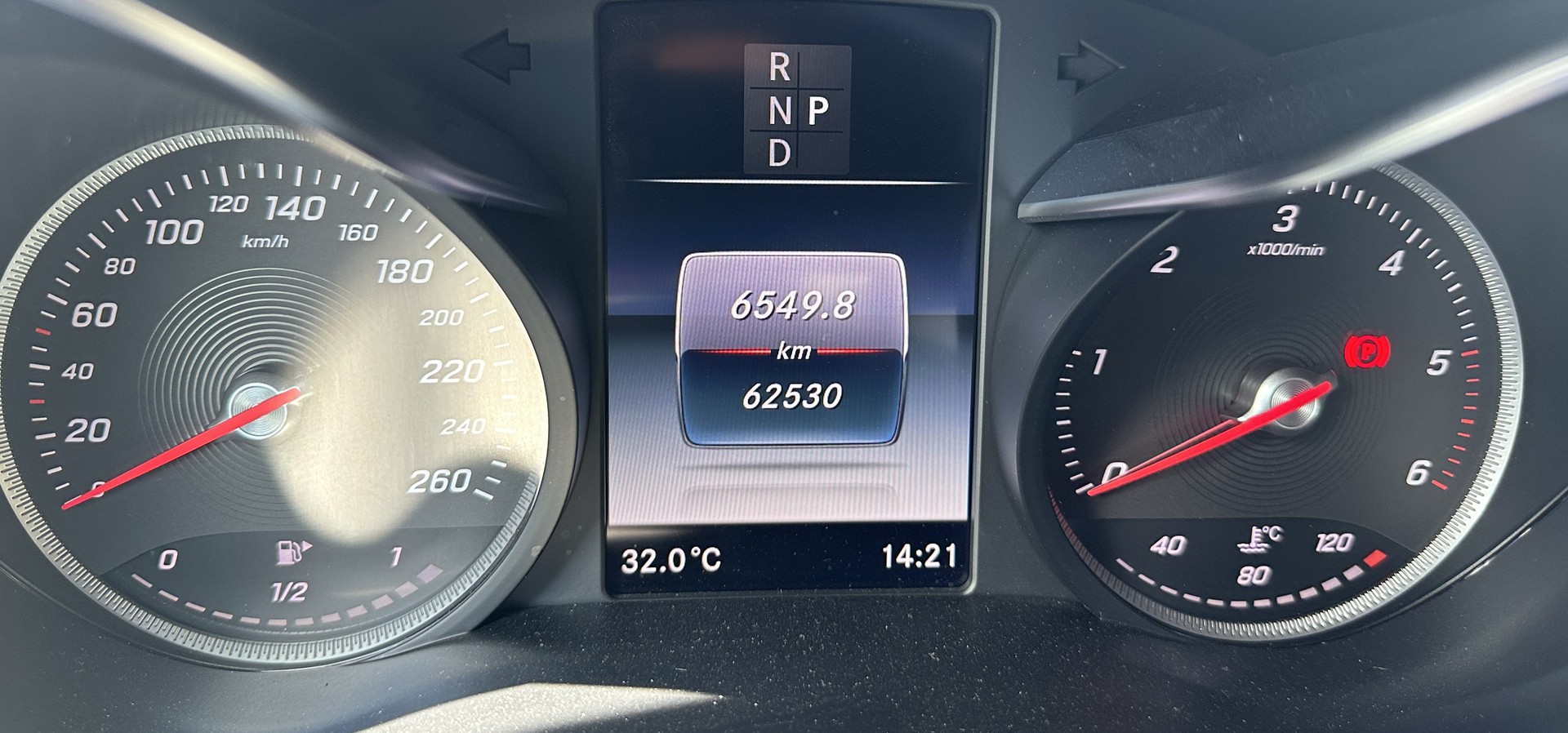 MERCEDES-BENZ GLC 250 d 4Matic 9G-Tronic-image-15