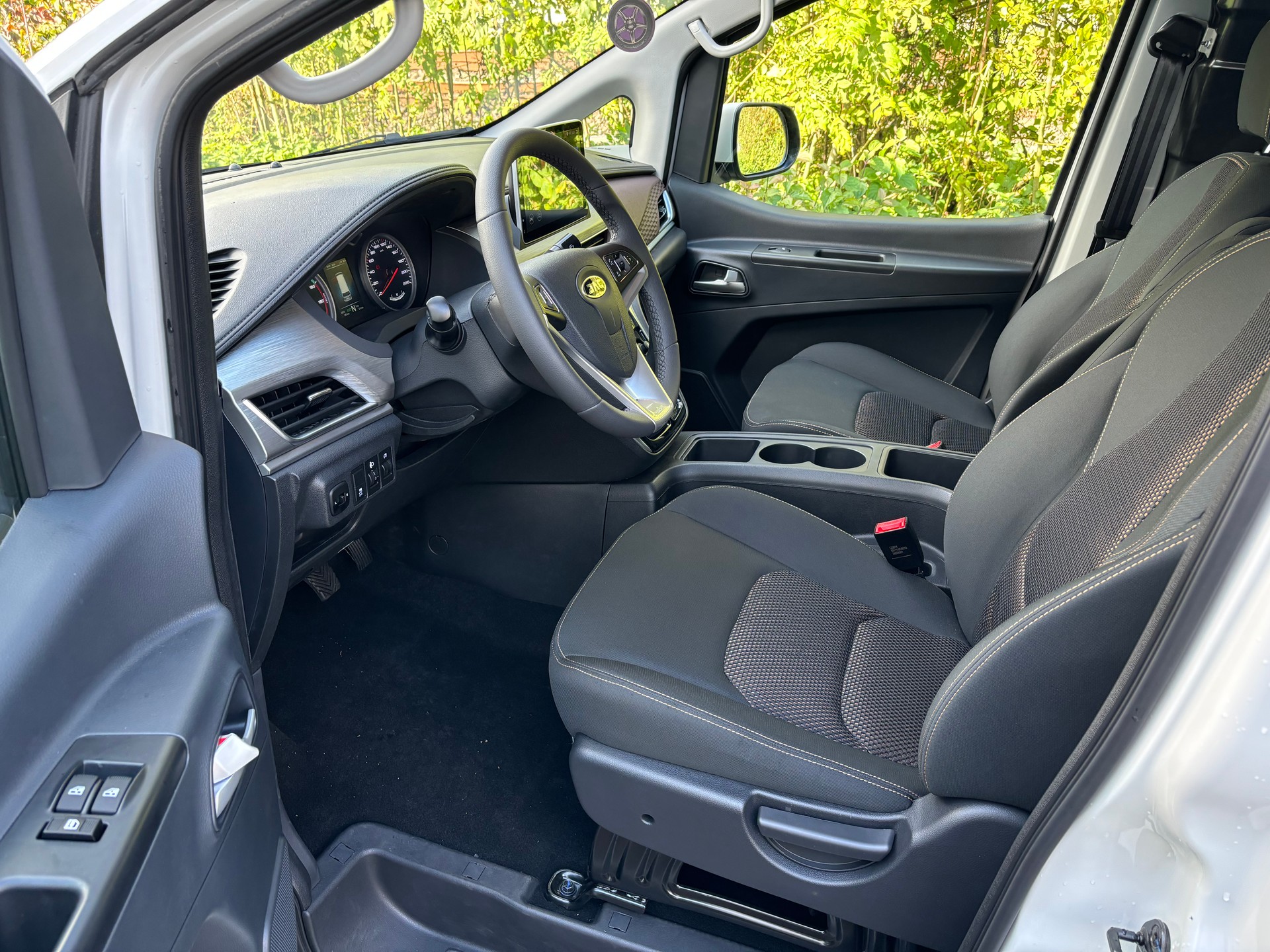 JAC M3ev-image-8