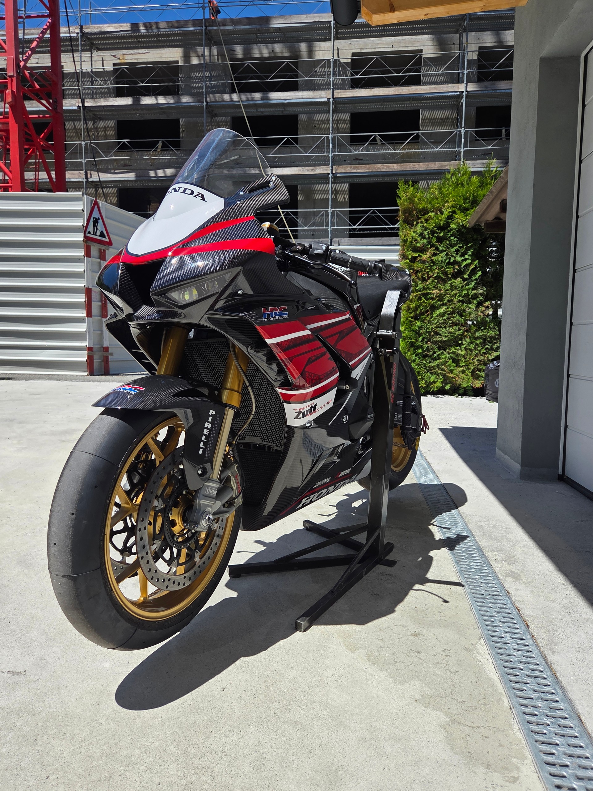 HONDA CBR 1000 RR-R SP Circuit-image-1