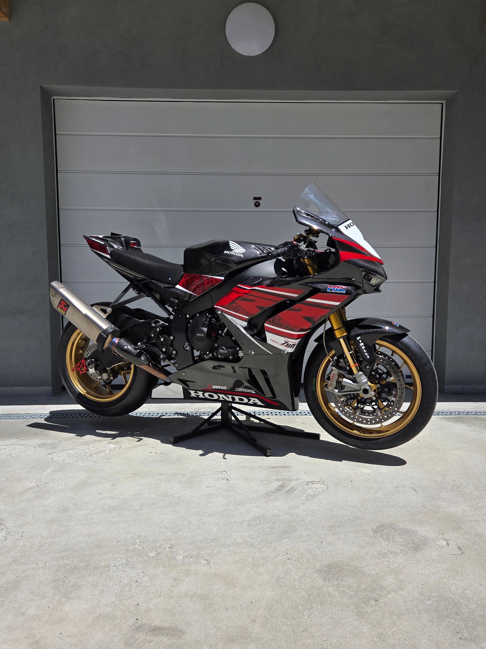 HONDA CBR 1000 RR-R SP Circuit-image-0