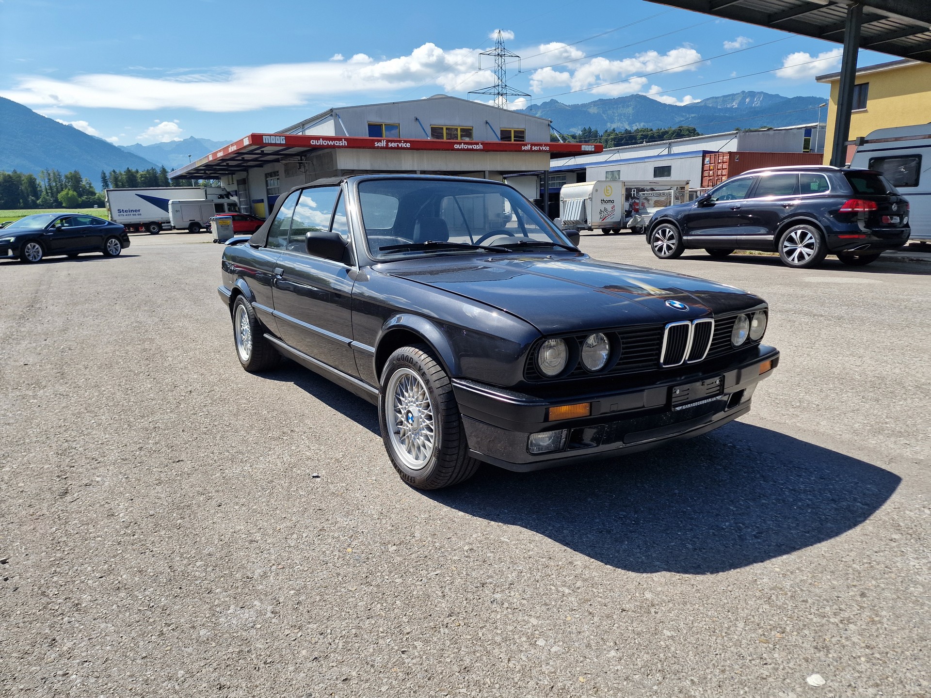 BMW 318i Cabrio MFK neu 12Mt Garantie-image-4