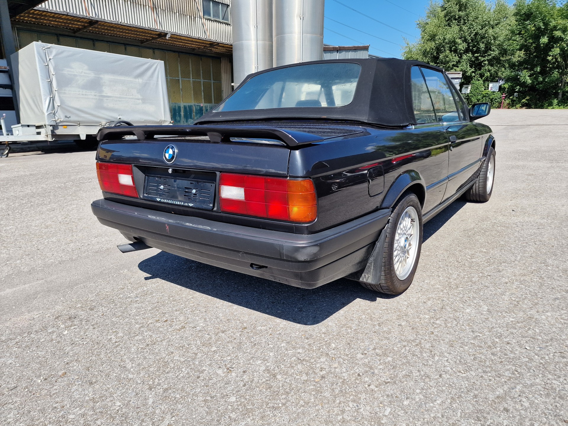 BMW 318i Cabrio MFK neu 12Mt Garantie-image-6