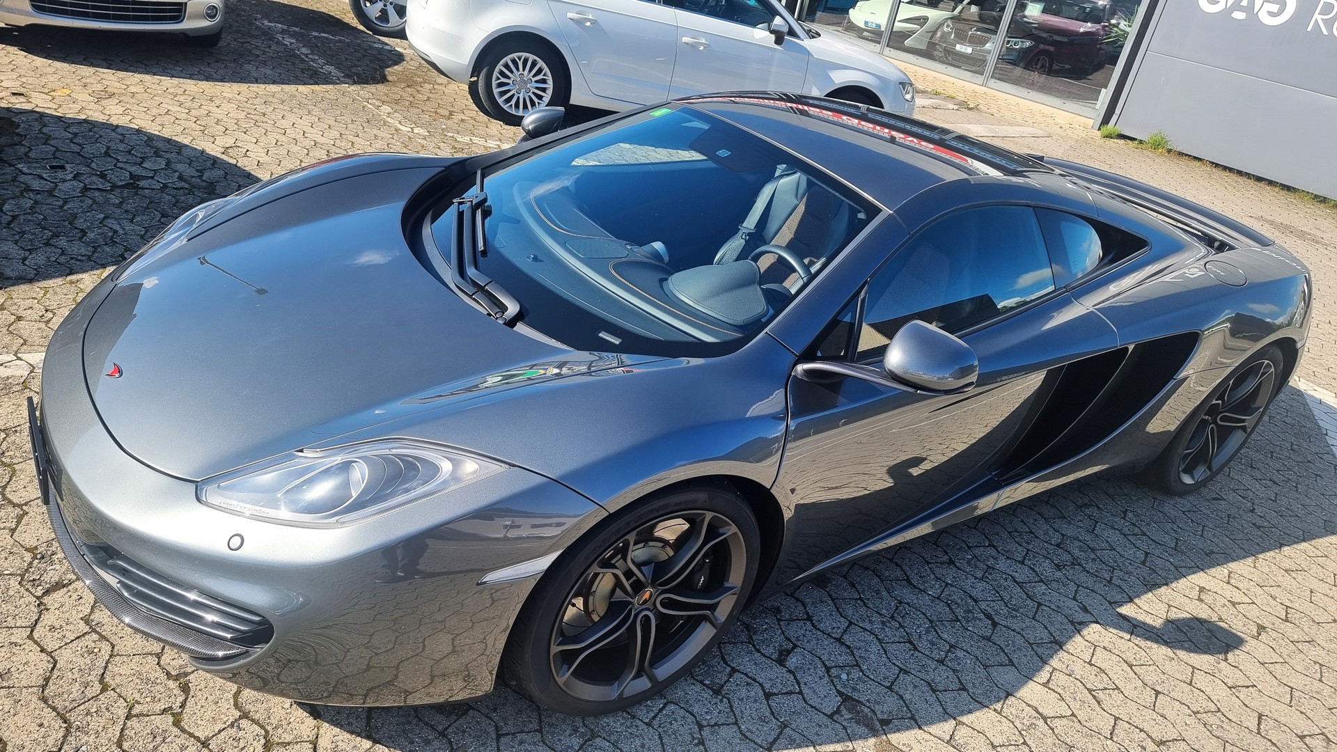 McLAREN MP4-12C Coupé 3.8 V8 SSG-image-4
