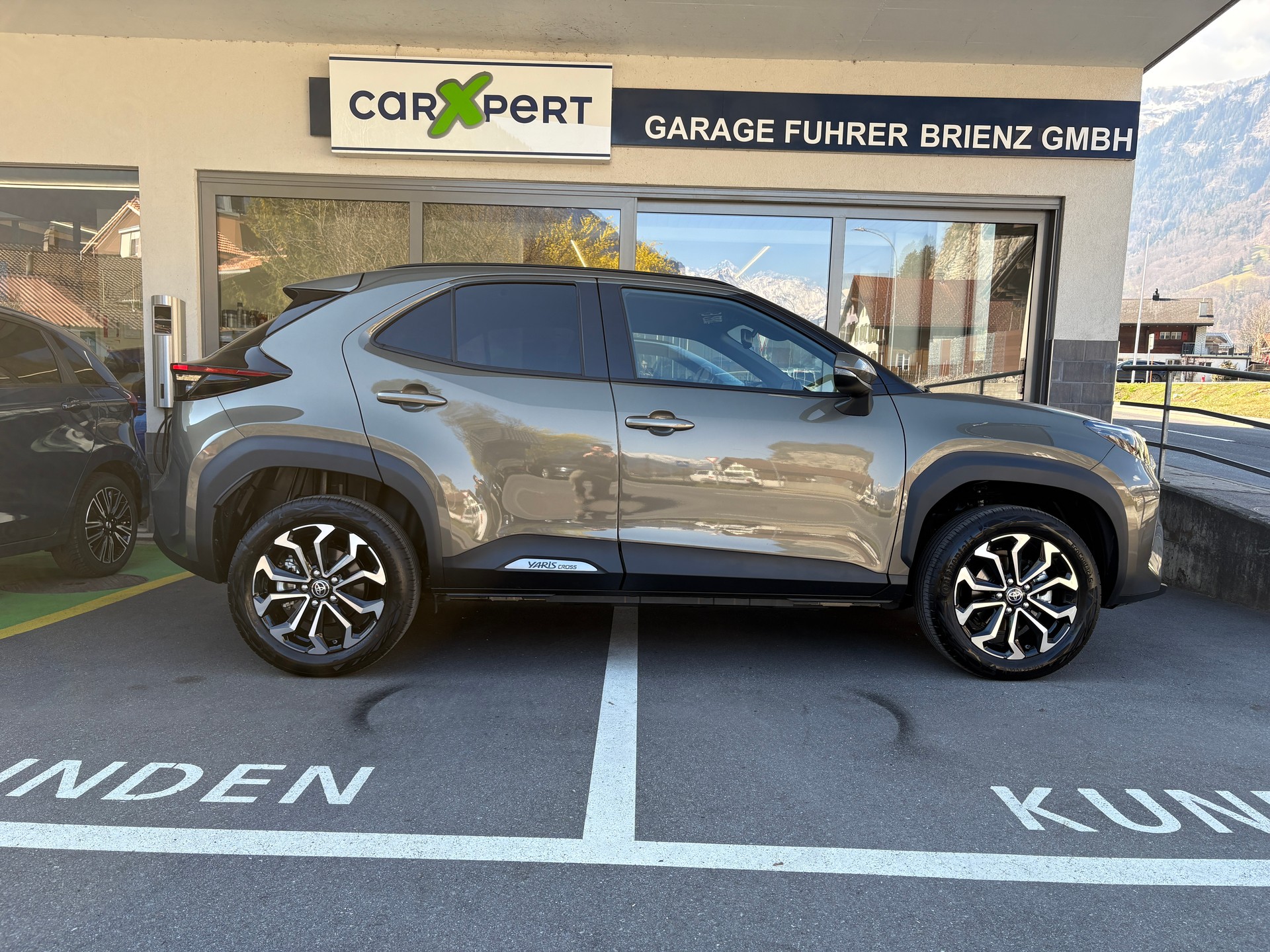 TOYOTA Yaris Cross 1.5 Trend AWDi e-CVT-image-5