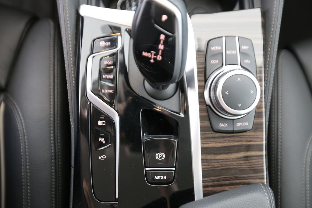 BMW 530e xDrive-image-9
