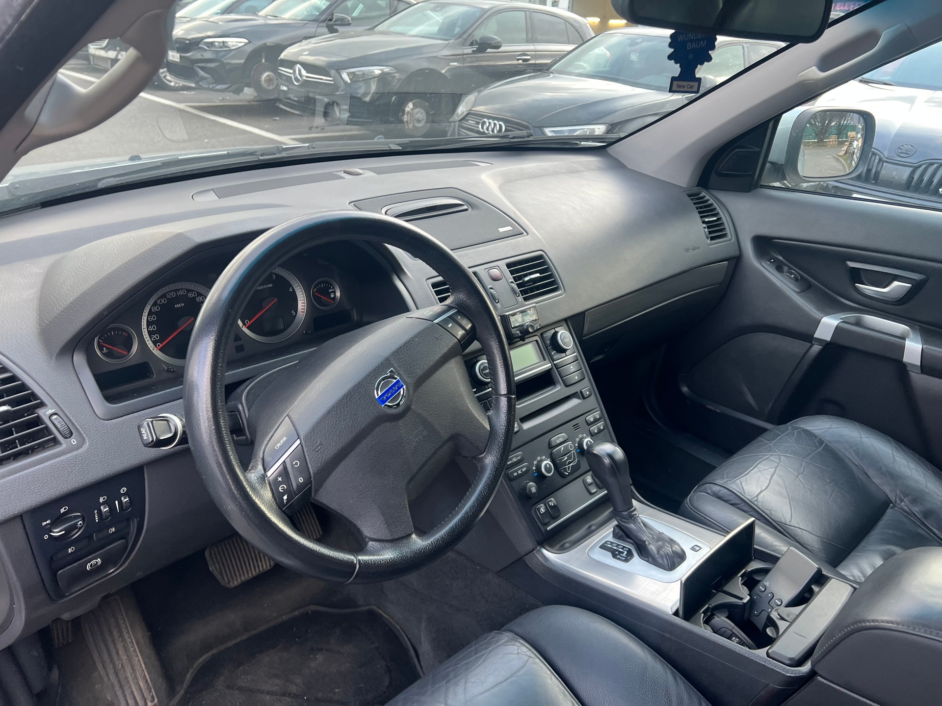 VOLVO XC90 D5 AWD Ocean Race Geartronic-image-5