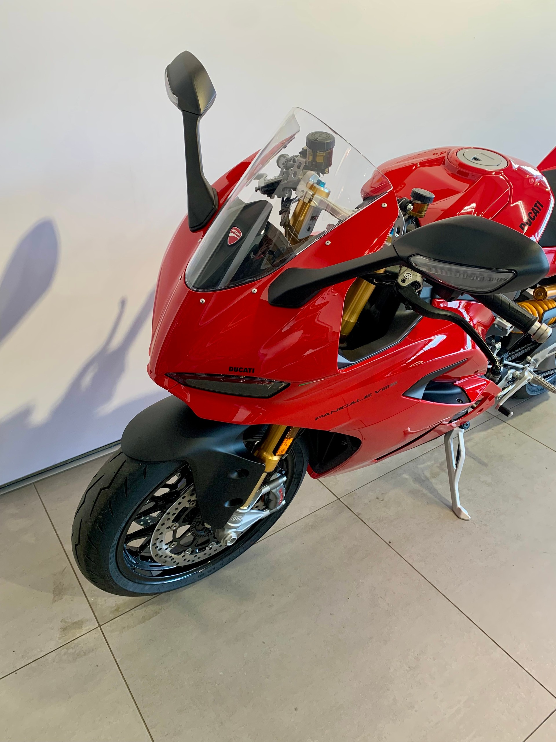 DUCATI Panigale V2 S-image-4