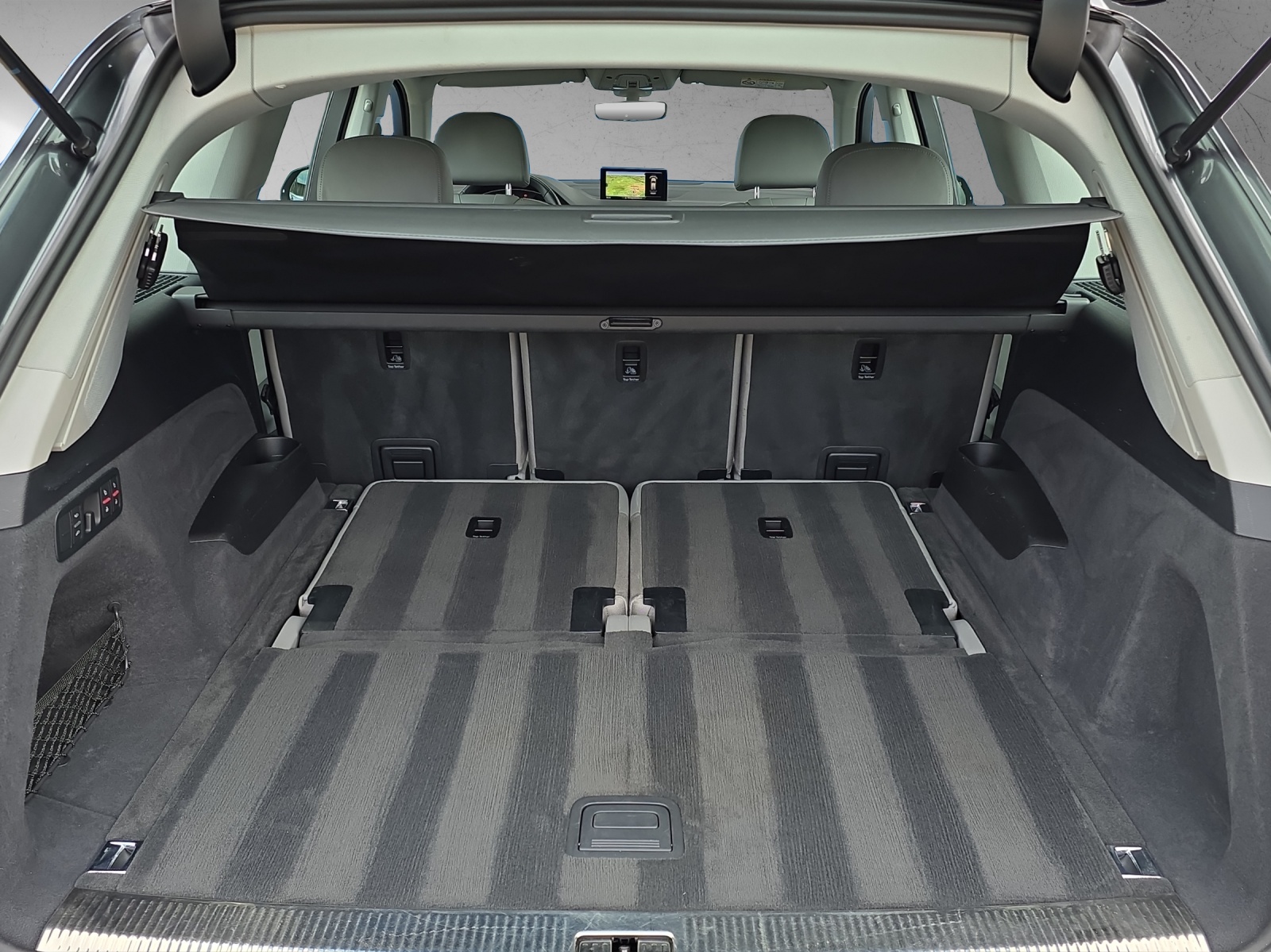 AUDI Q7 V6 333 PS 3.0 TFSI quattro tiptronic 7-Sitzer mit Luftfederung-image-14