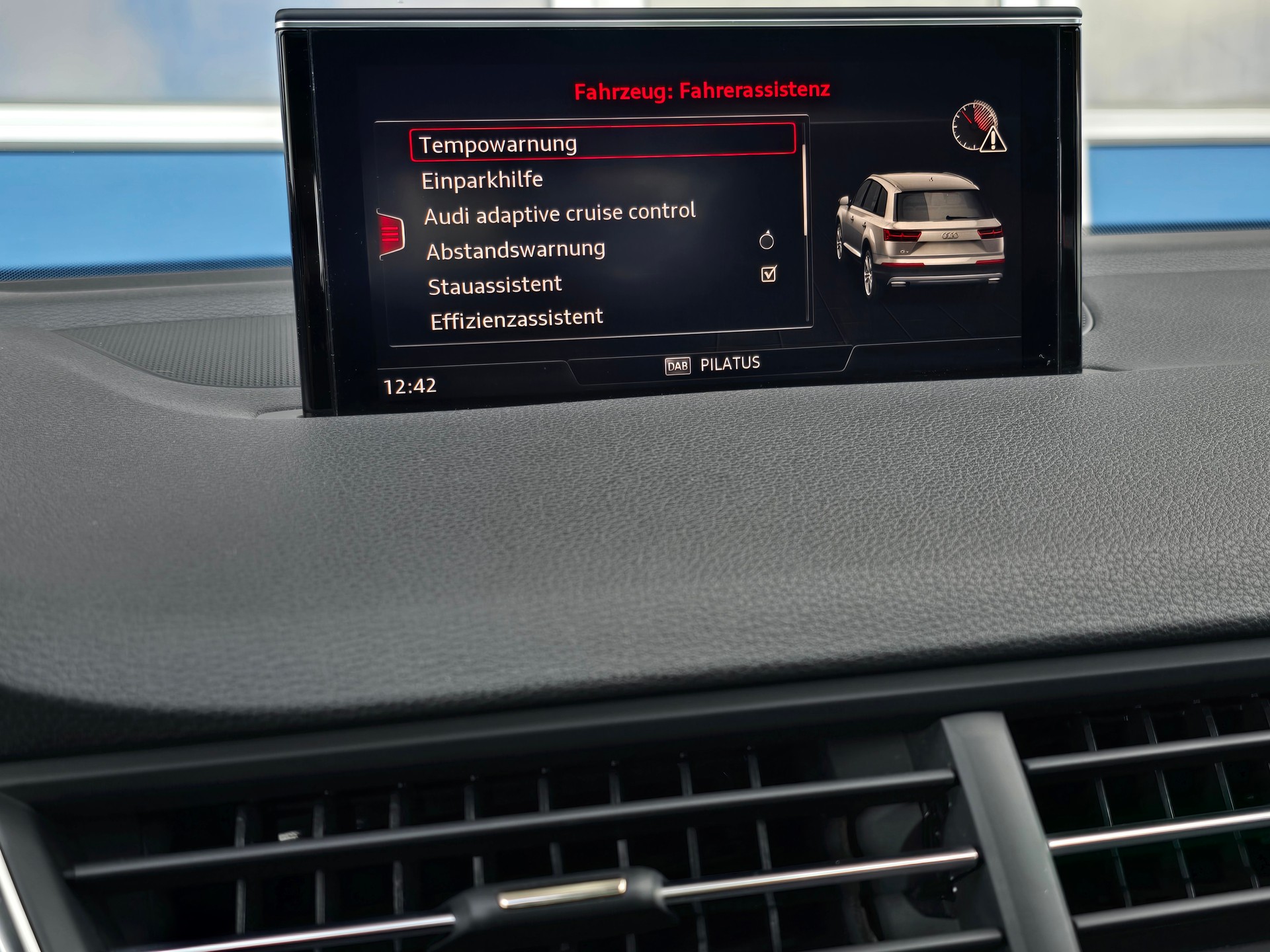 AUDI Q7 V6 333 PS 3.0 TFSI quattro tiptronic 7-Sitzer mit Luftfederung-image-20
