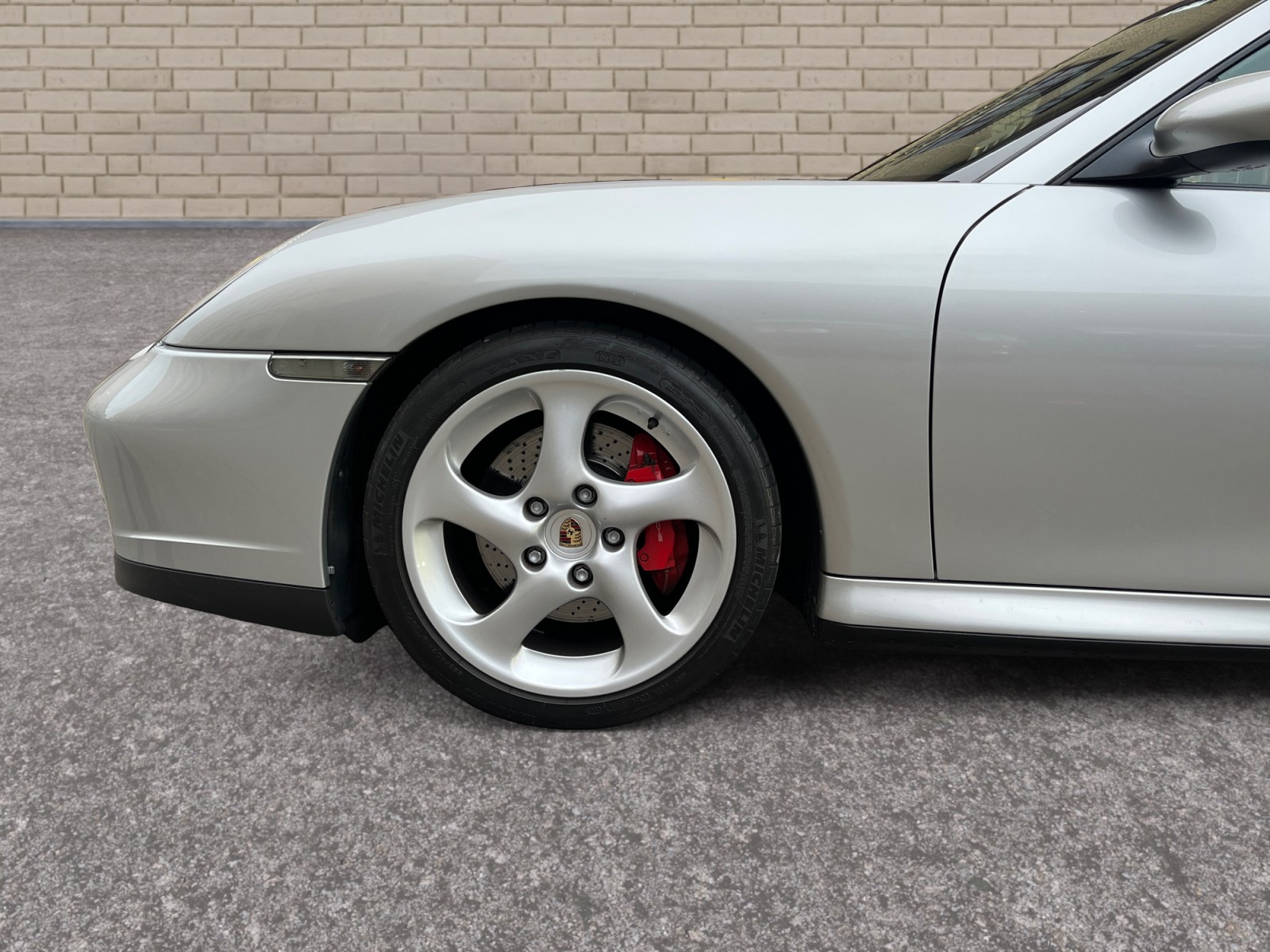 PORSCHE 911 Carrera 4S-image-5