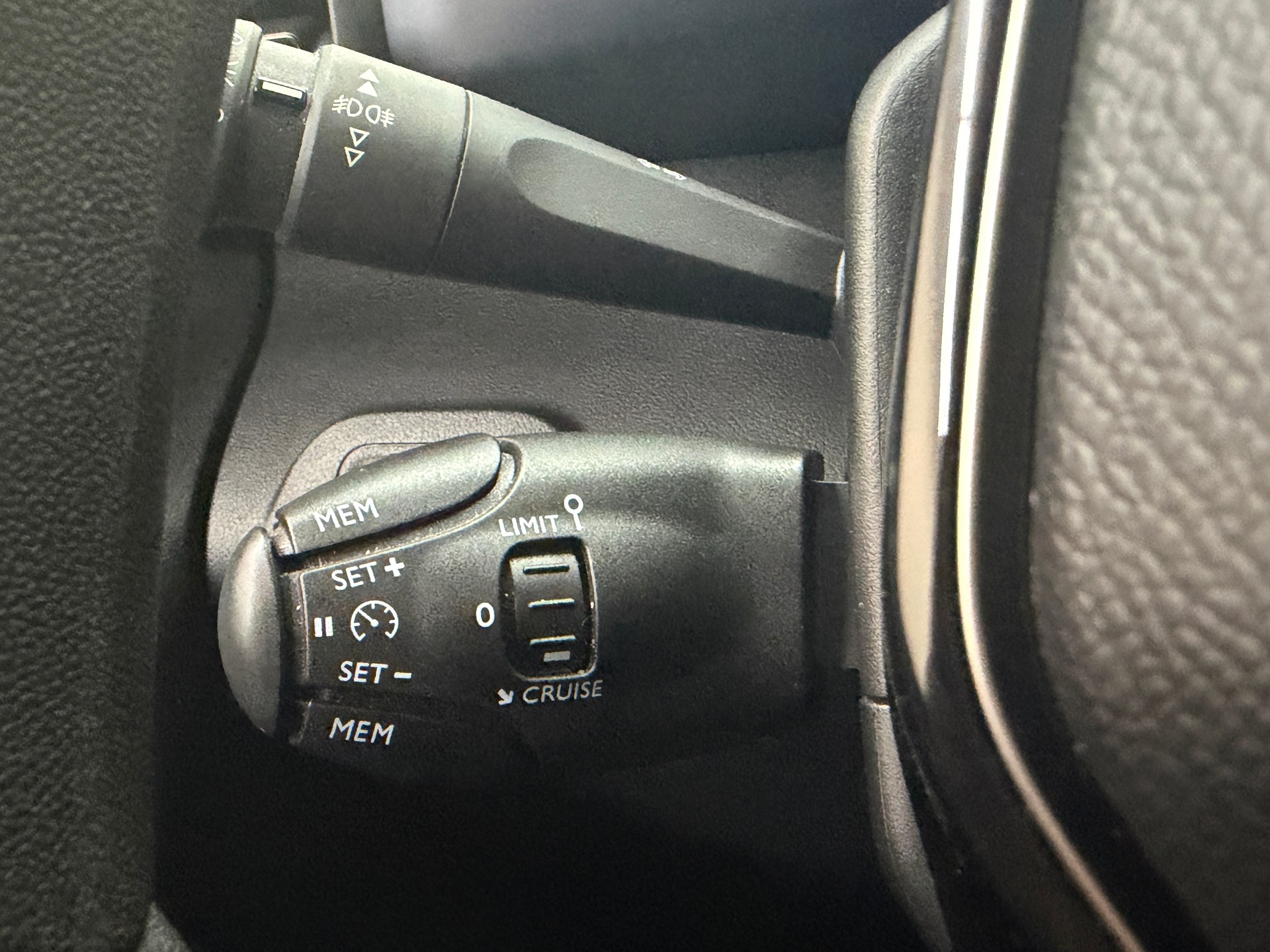 PEUGEOT Rifter Long 1.5 BlueHDi 7PL Active-image-16