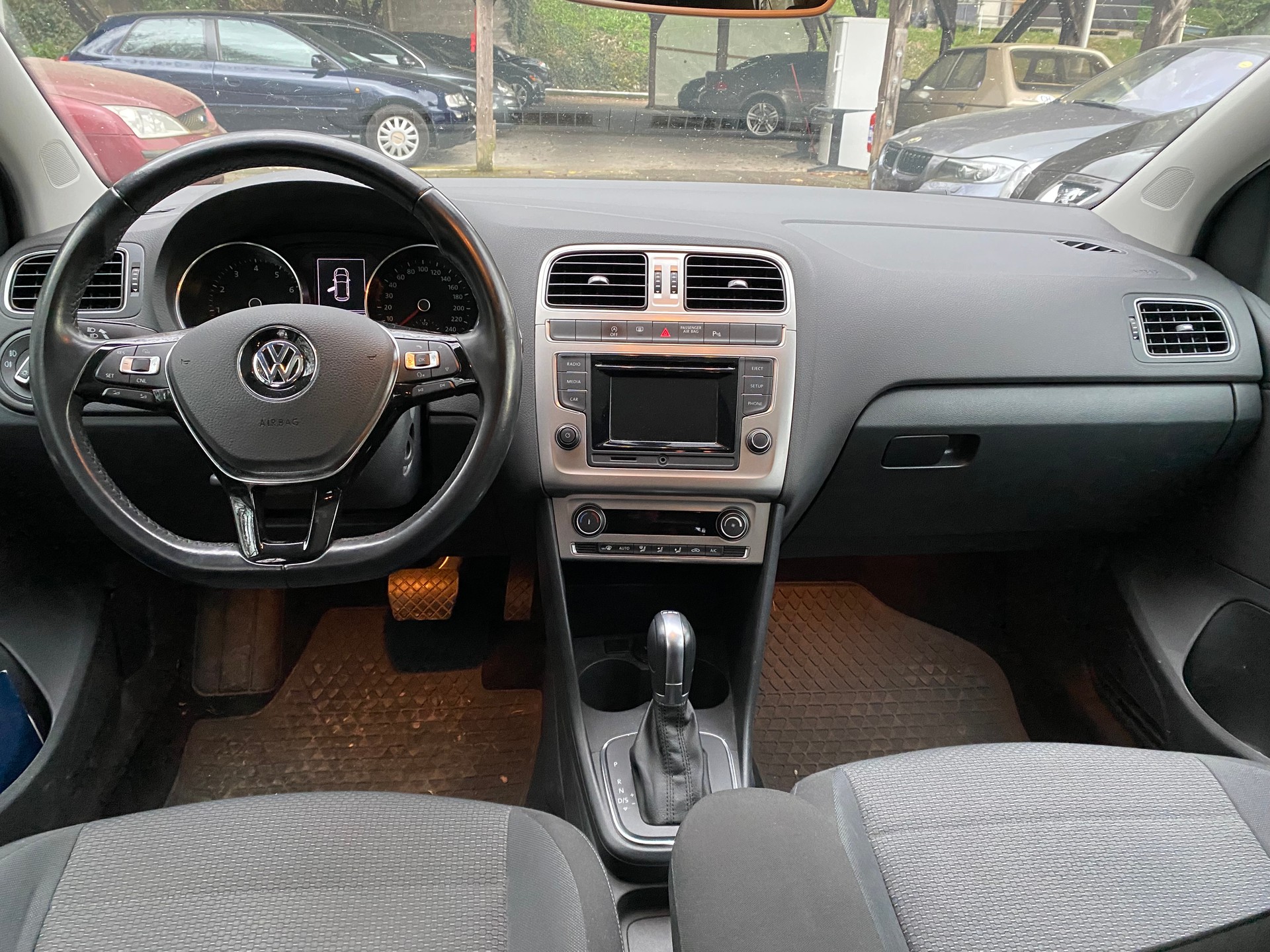 VW Polo 1.2 TSI BMT Comfortline DSG-image-7