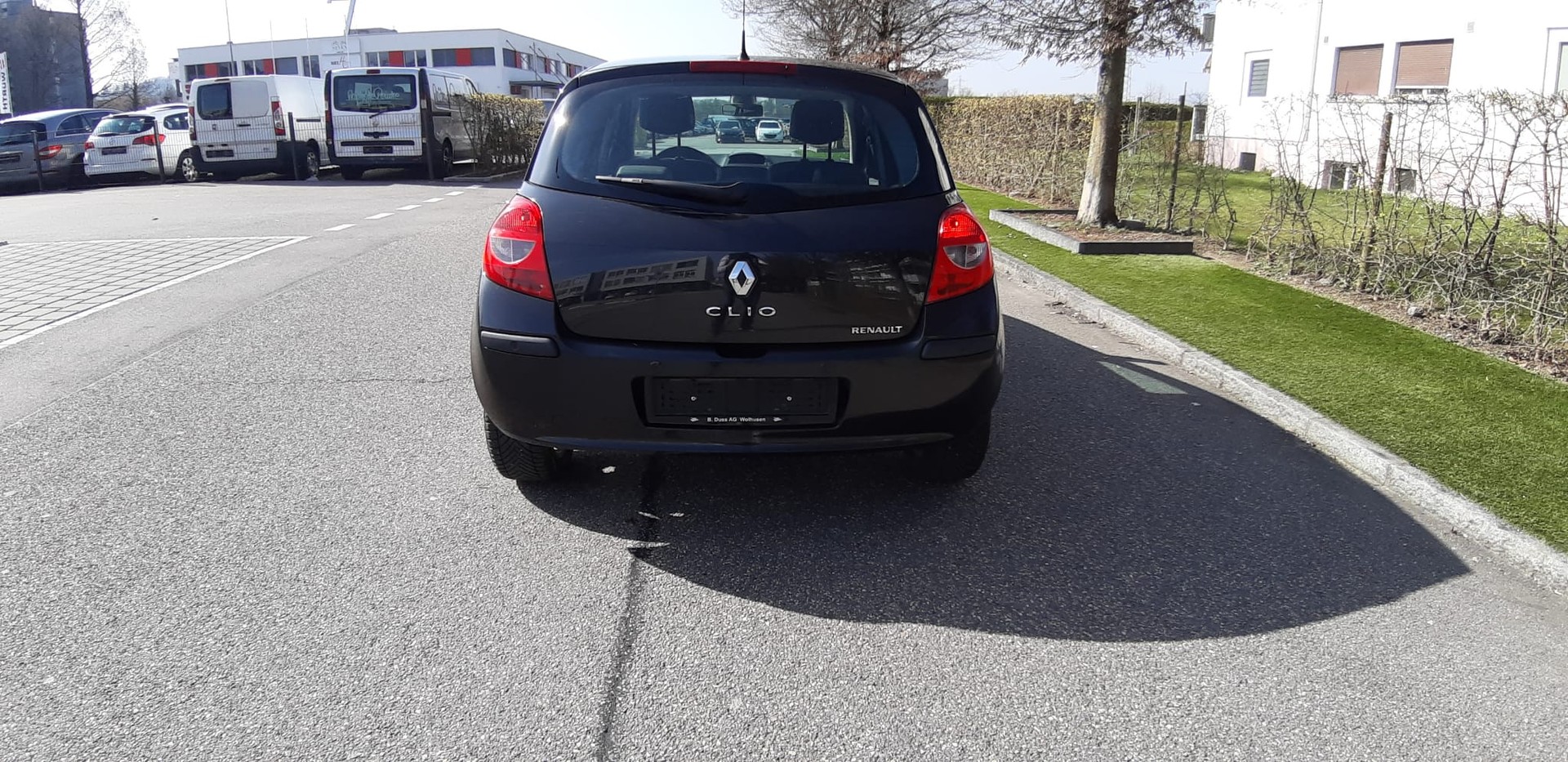 RENAULT Clio 2.0 16V Dynamique Automatic-image-3