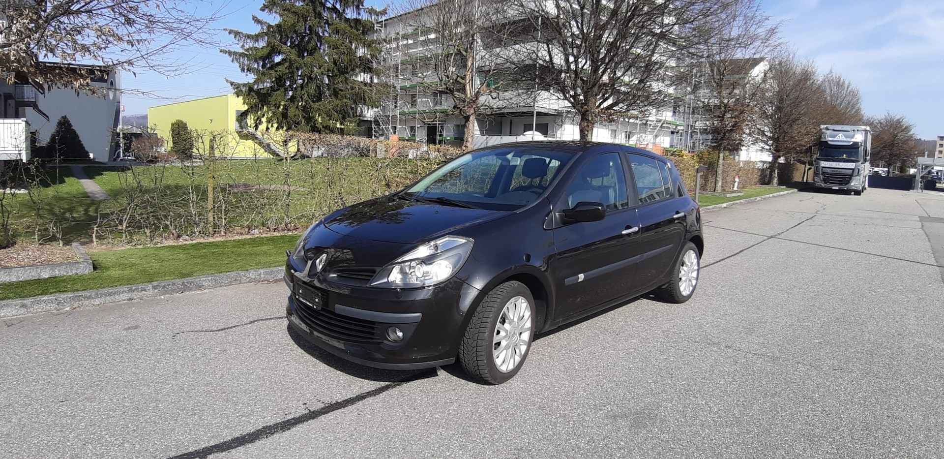 RENAULT Clio 2.0 16V Dynamique Automatic