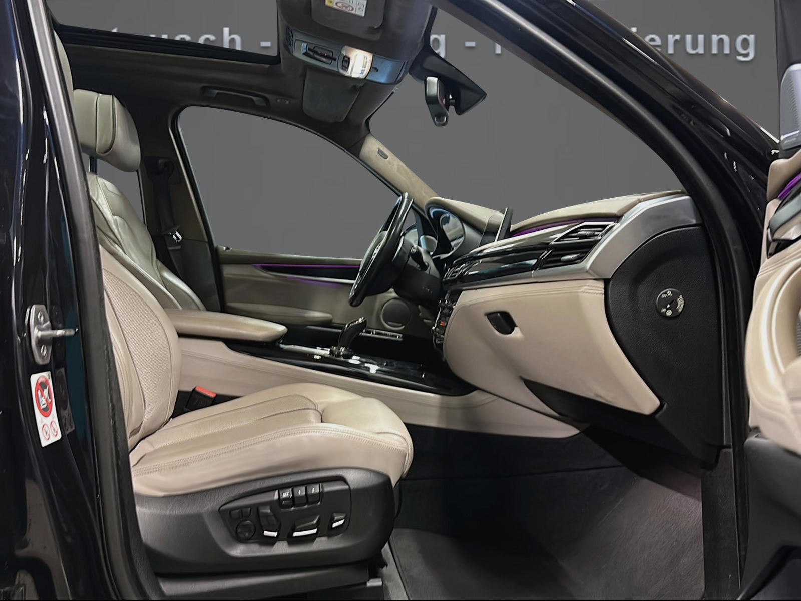 BMW X5 xDrive 50i Steptronic-image-10