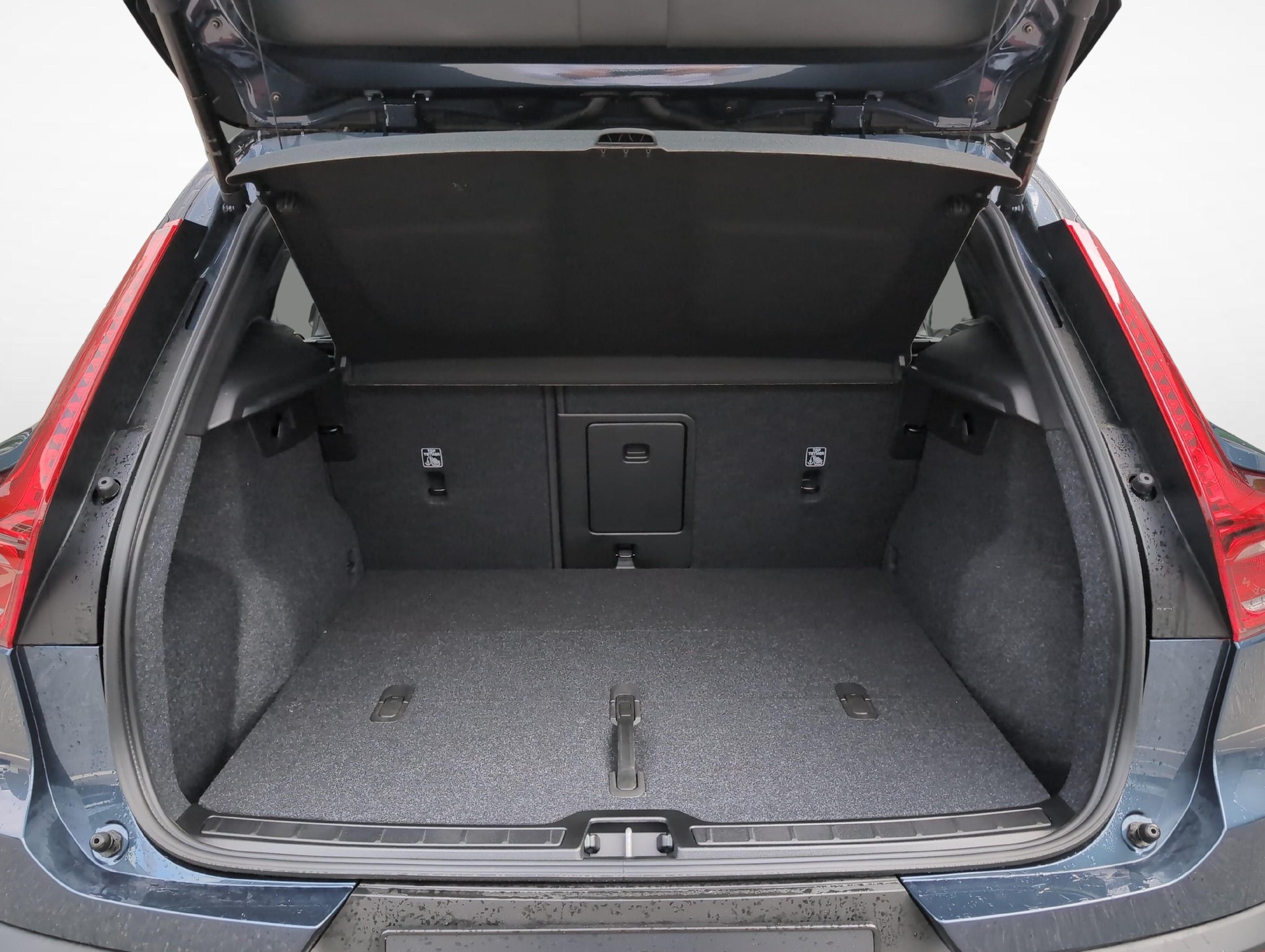 VOLVO EX40 Twin XCENTRIC Edition AWD-image-8