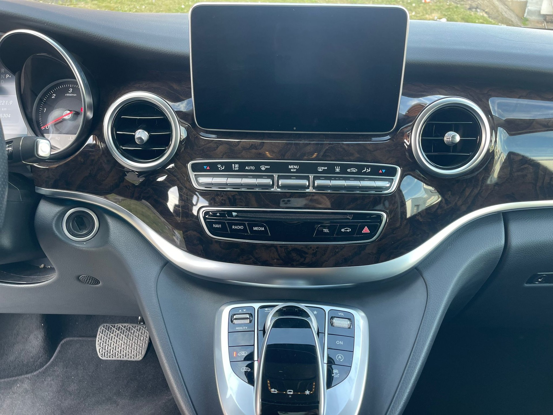 MERCEDES-BENZ V 250 d Avantgarde lang 4Matic 7G-Tronic-image-7