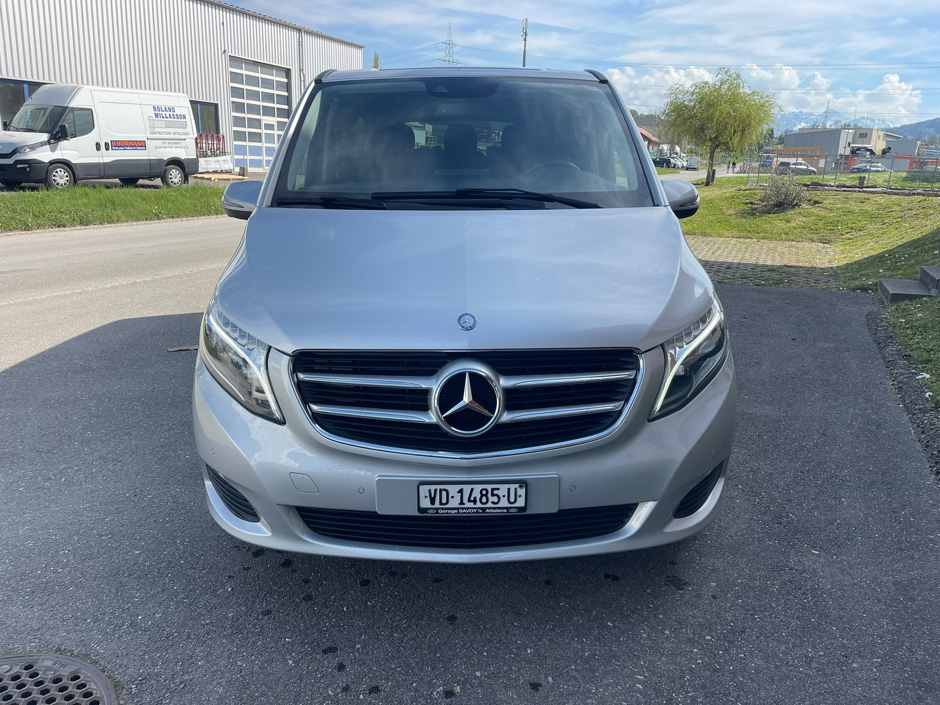 MERCEDES-BENZ V 250 d Avantgarde lang 4Matic 7G-Tronic-image-2