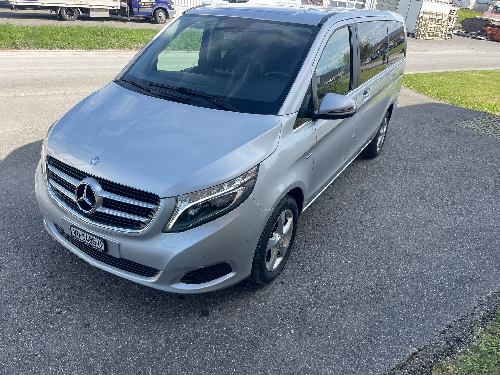MERCEDES-BENZ V 250 d Avantgarde lang 4Matic 7G-Tronic-image-1