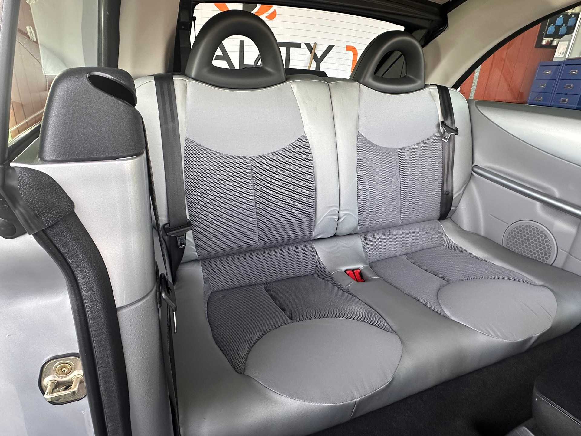 CITROEN C3 Pluriel 1.6i 16V-image-14
