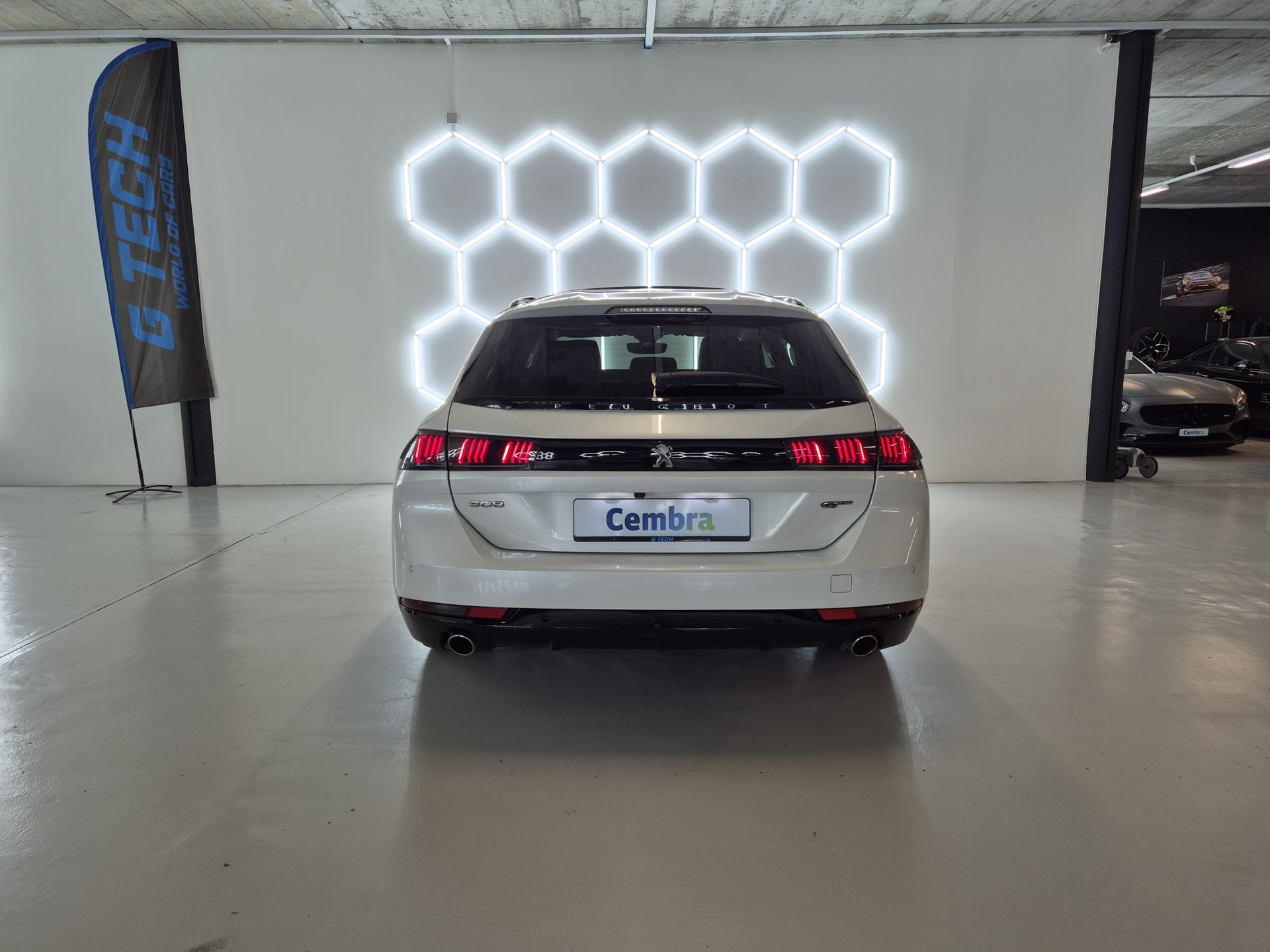 PEUGEOT 508 SW 1.6i Pure Tech GT STT-image-10