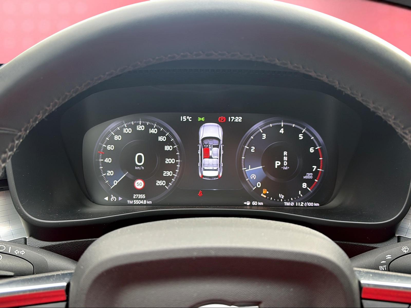VOLVO XC40 1.5 T2 Momentum-image-5