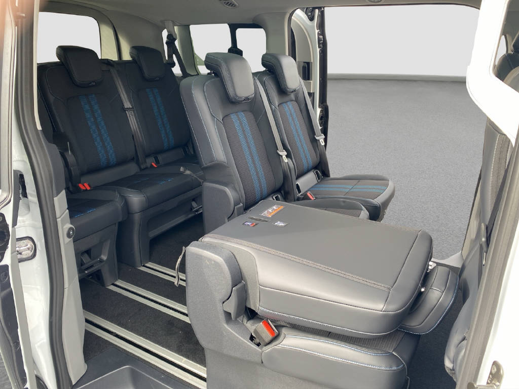 FORD Tourneo Custom Bus 340 L1 2.5 Duratrec PHEV Sport-image-12
