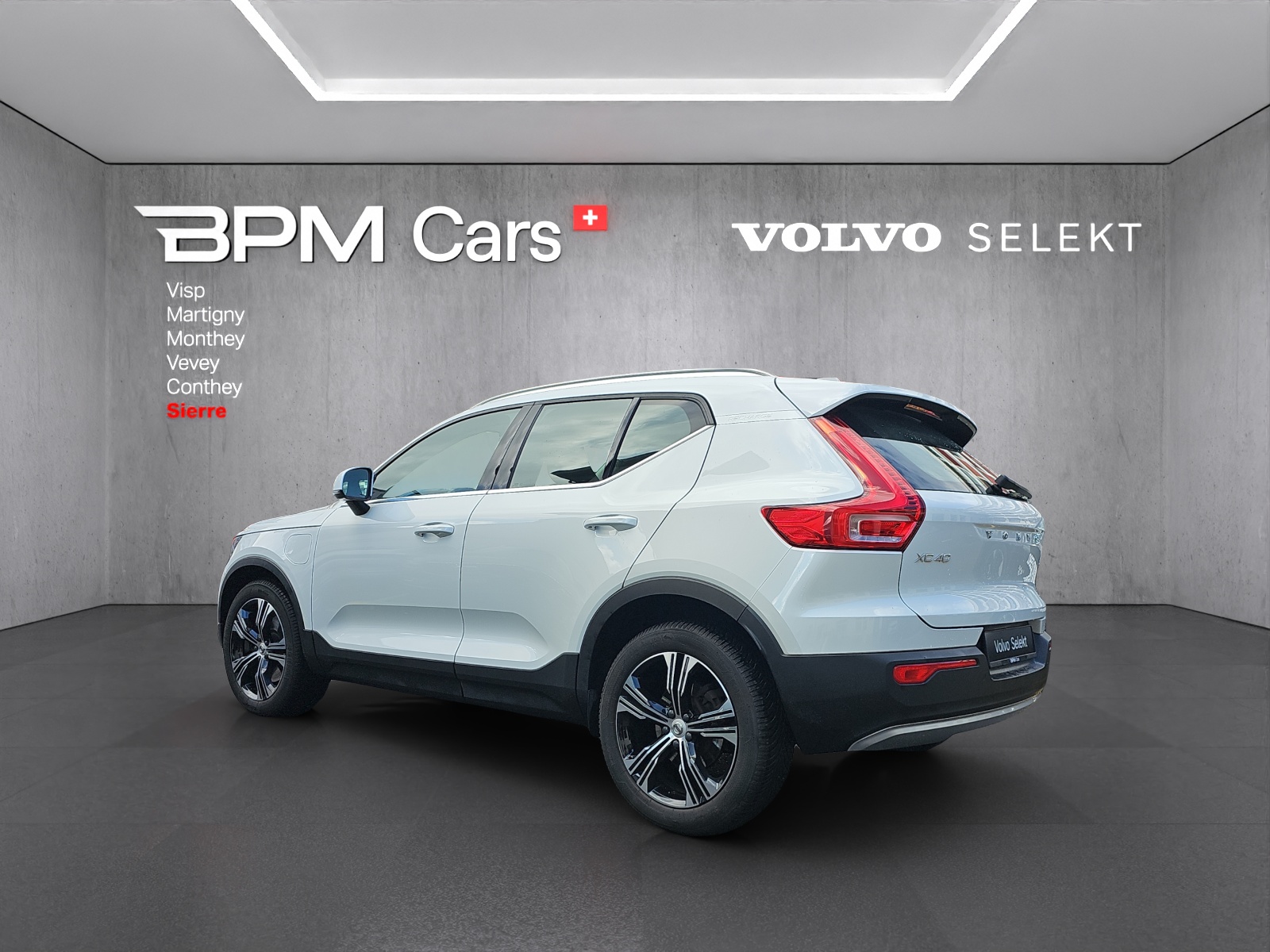 VOLVO XC40 T5 TwE Inscription DCT-image-5