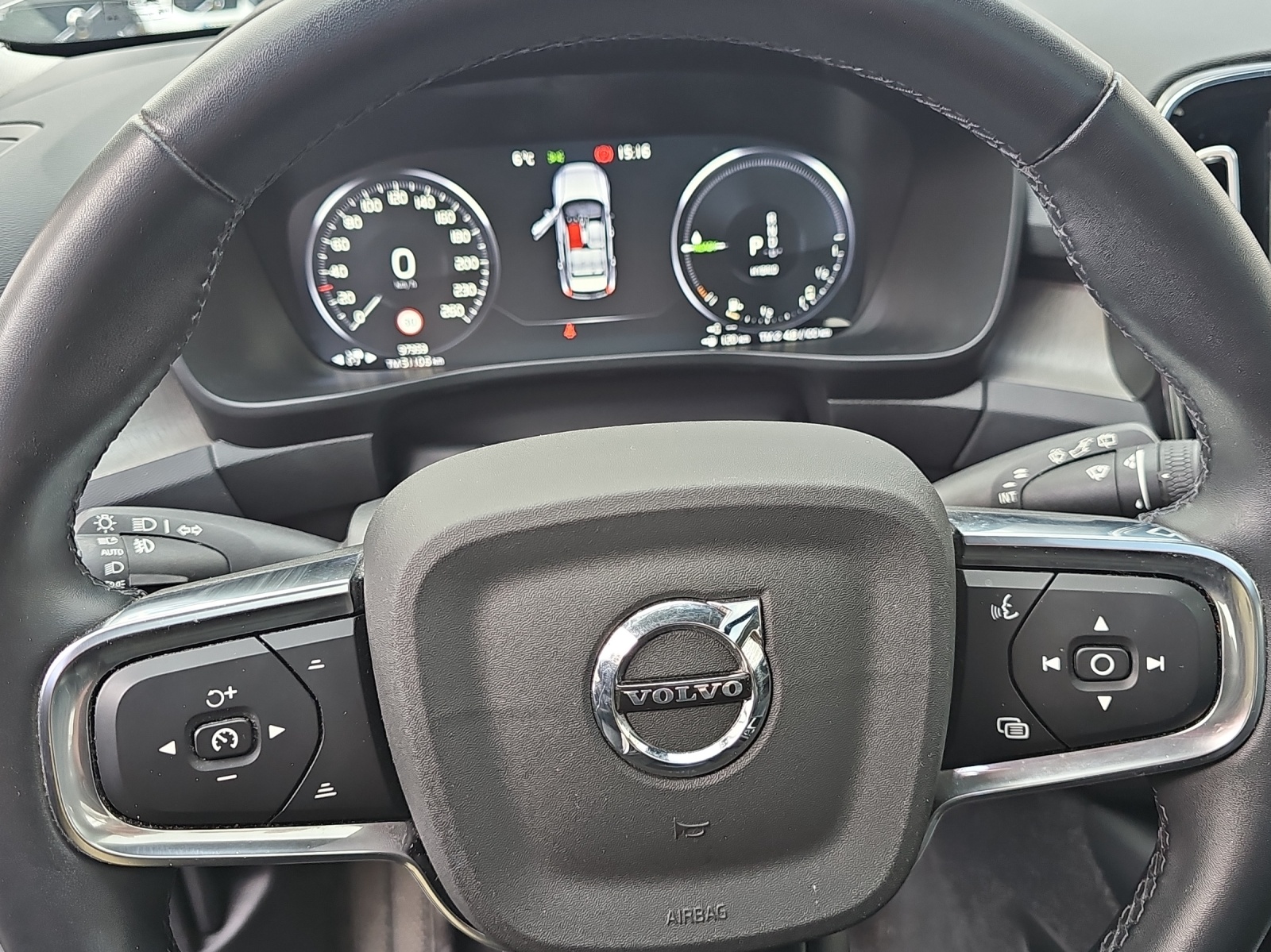 VOLVO XC40 T5 TwE Inscription DCT-image-13