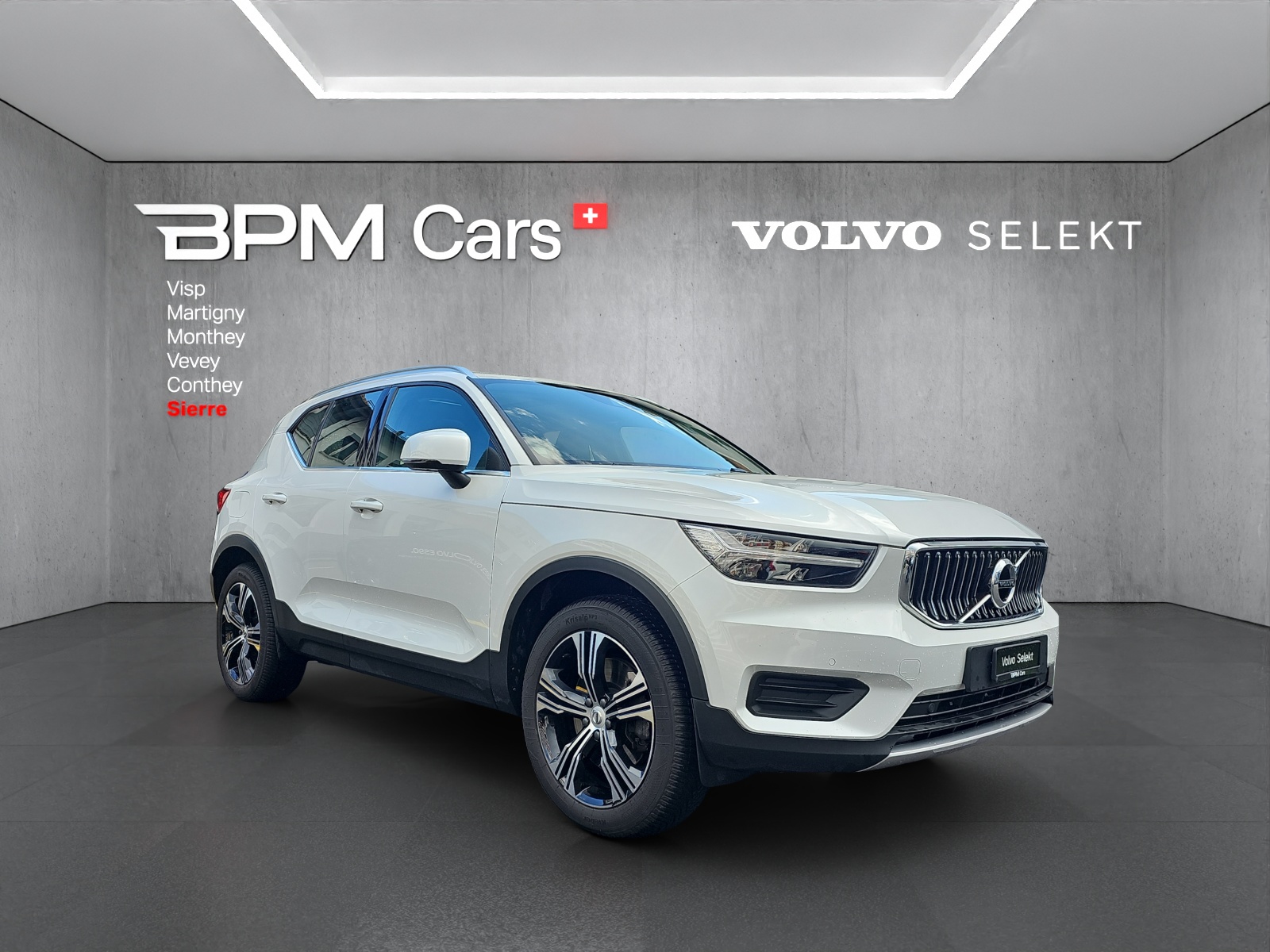 VOLVO XC40 T5 TwE Inscription DCT-image-4