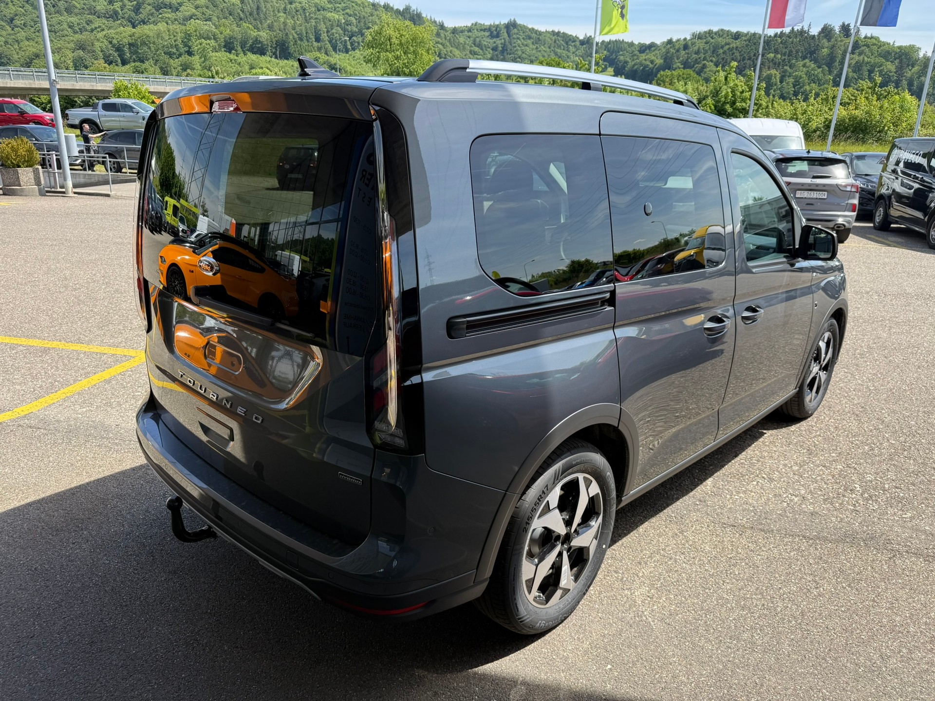 FORD Tourneo Connect 1.5 PHEV Active Automat-image-5
