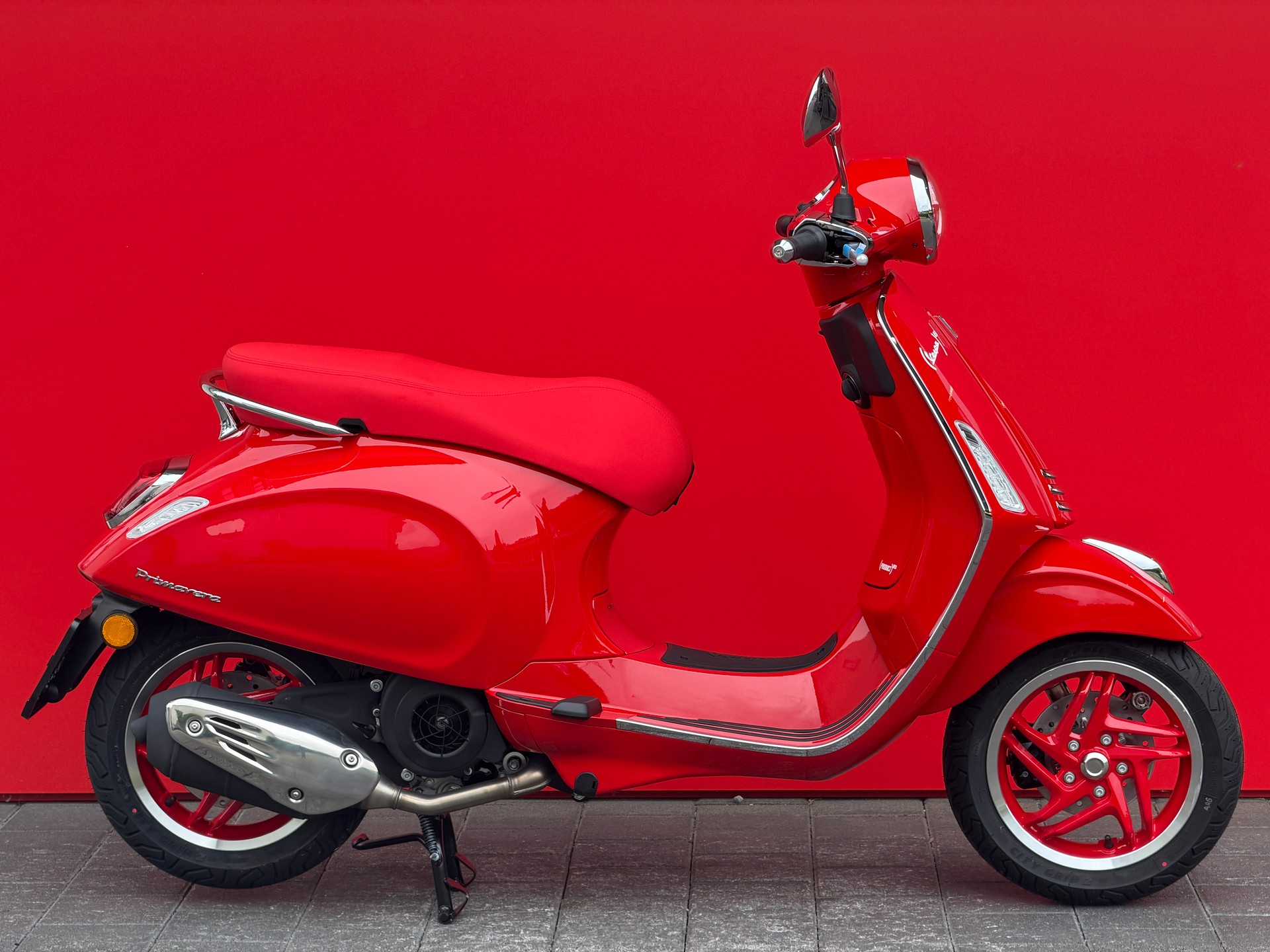 PIAGGIO Vespa 125 Primavera (RED) MY26-image-10