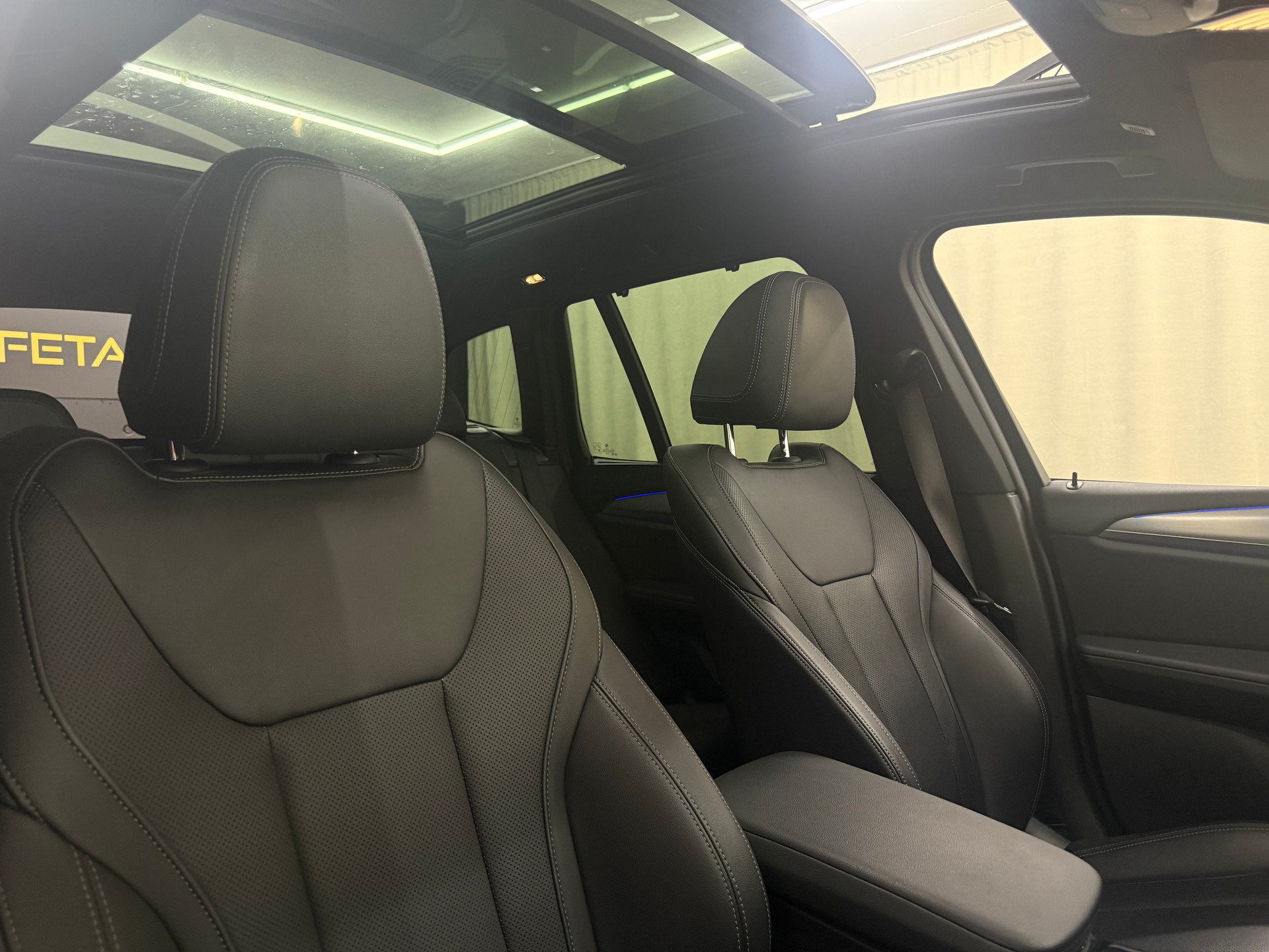BMW X3 xDrive 20i M Sport-image-9