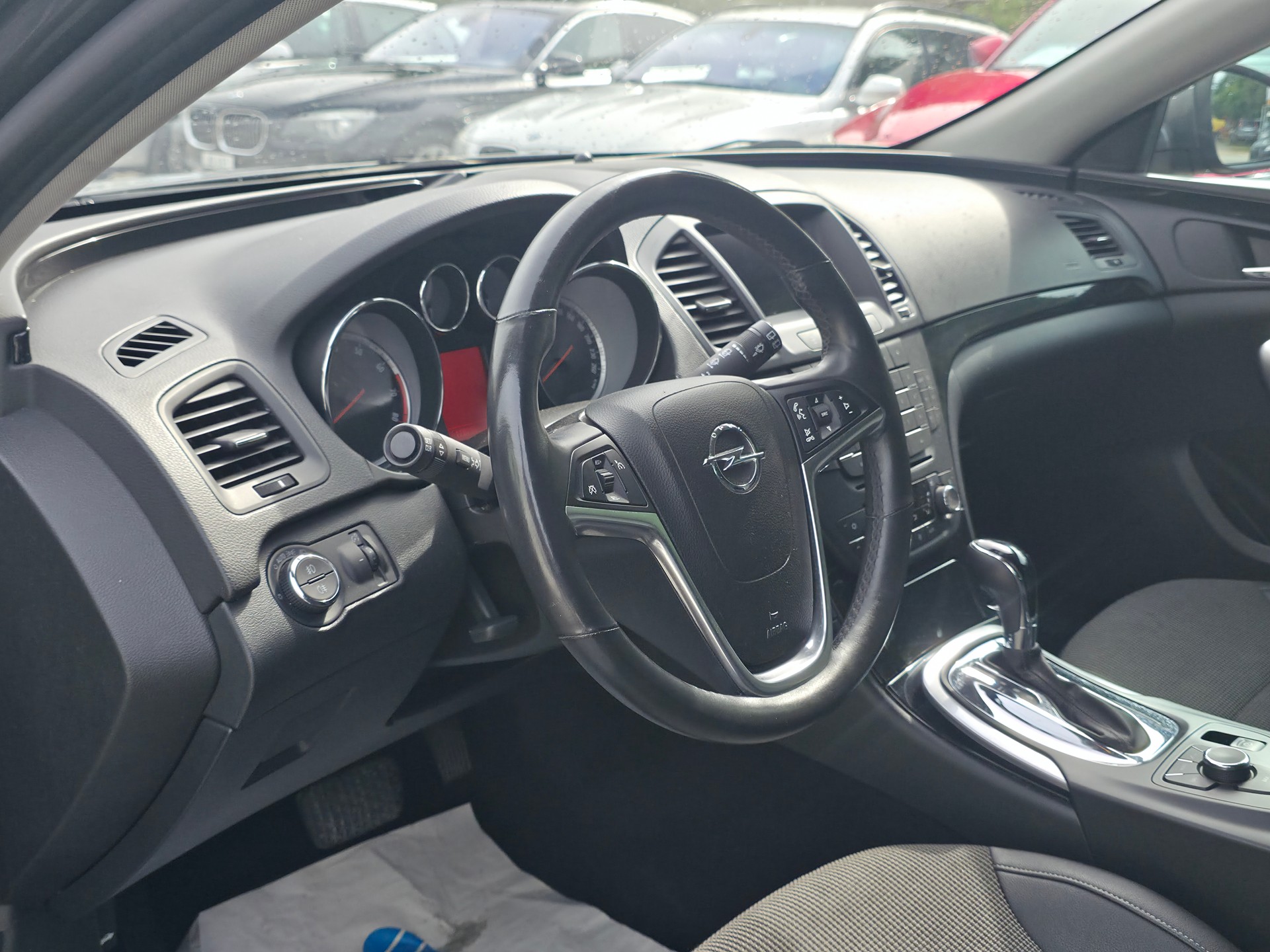OPEL Insignia Sports Tourer 2.0 Turbo Cosmo 4WD ***FRISCH AB MFK / FRISCH AB SERVICE / 12-MT GARANTIE / GRATIS LIEFERUNG ***-image-9