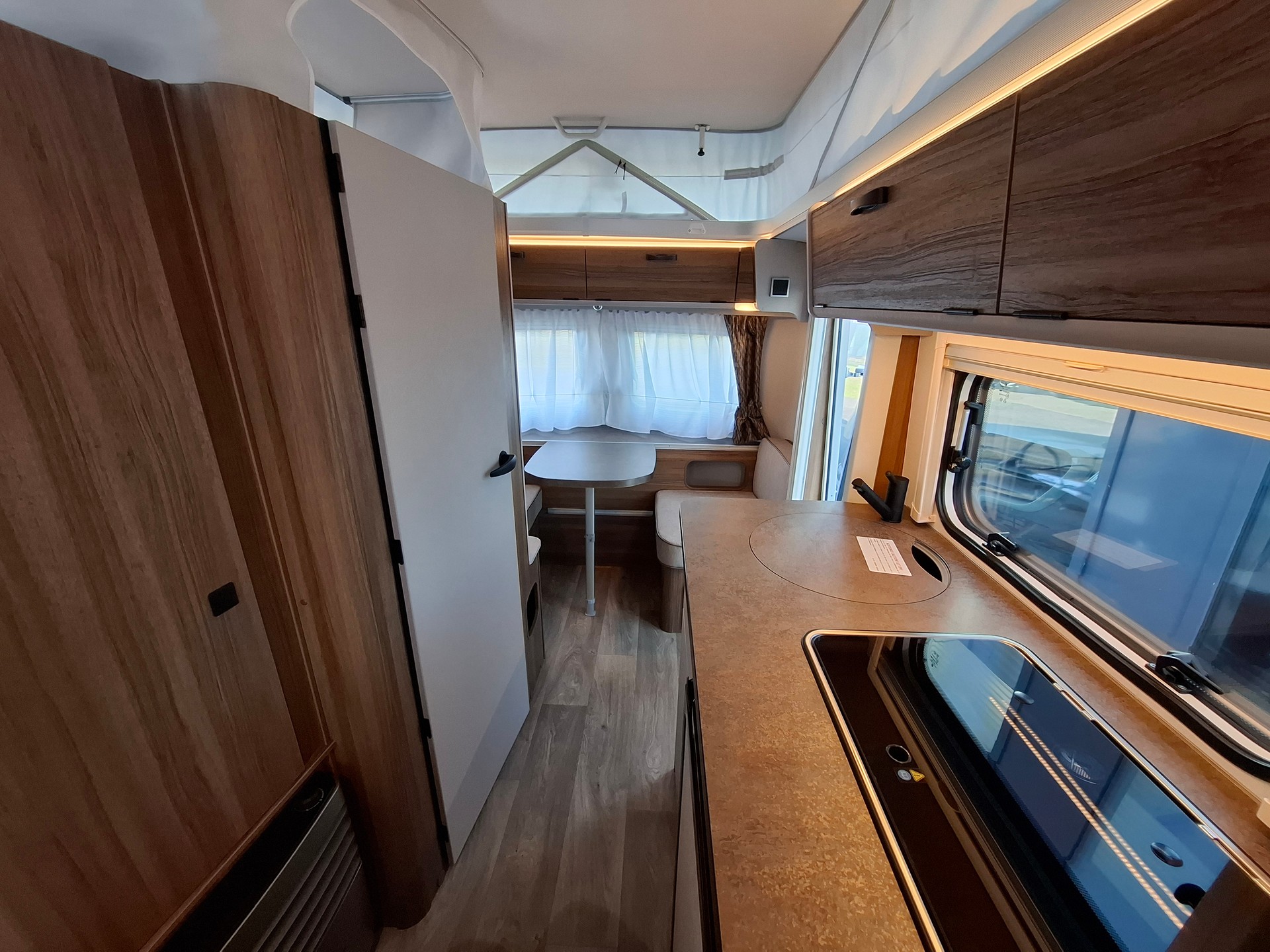 ERIBA Touring 430-image-10