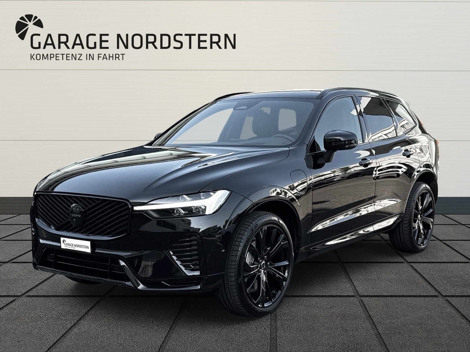 VOLVO XC60 2.0 T6 TE Black Edition eAWD