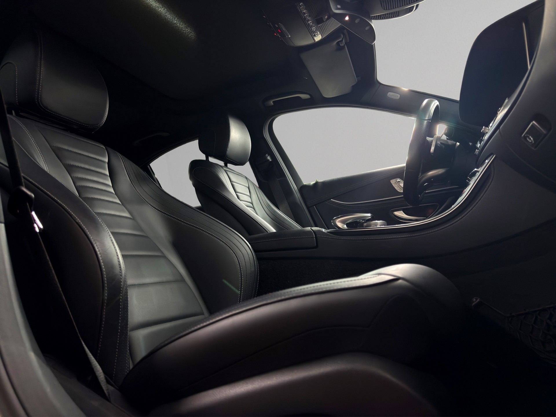 MERCEDES-BENZ E 450 AMG Line 4Matic 9G-Tronic-image-14