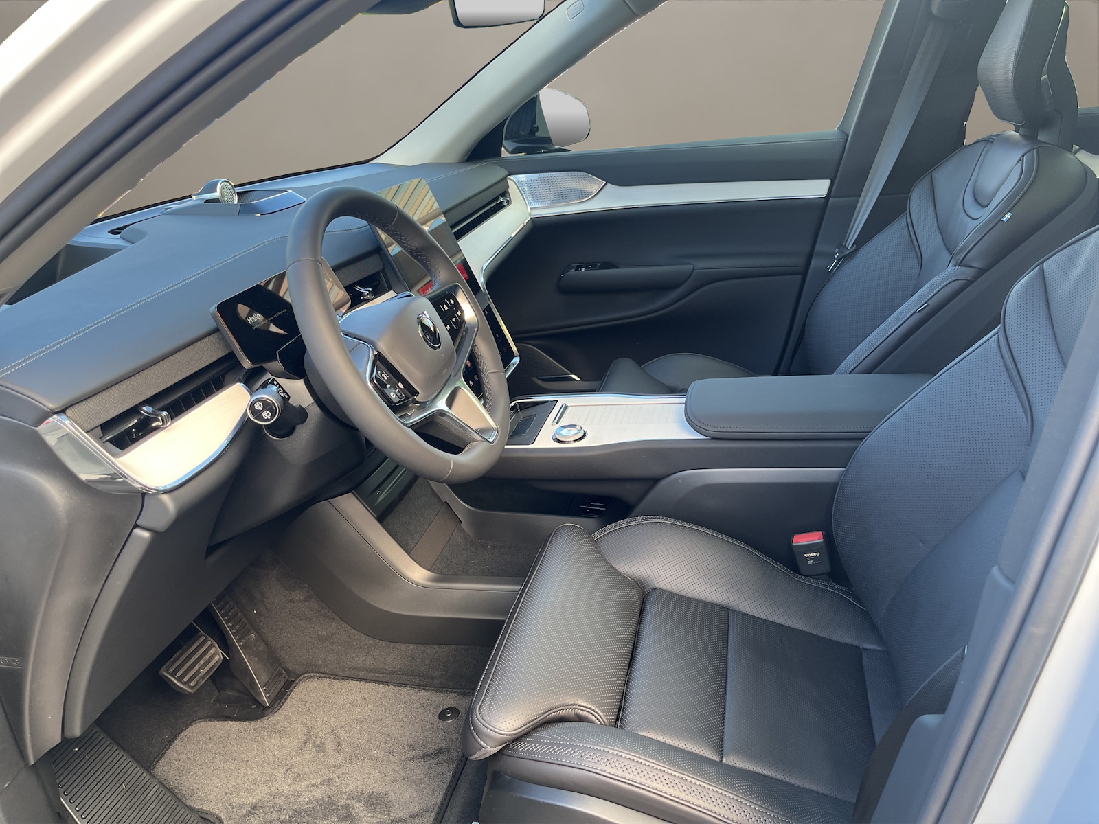 VOLVO EX 90 Twin Performance Ultra AWDD-image-8