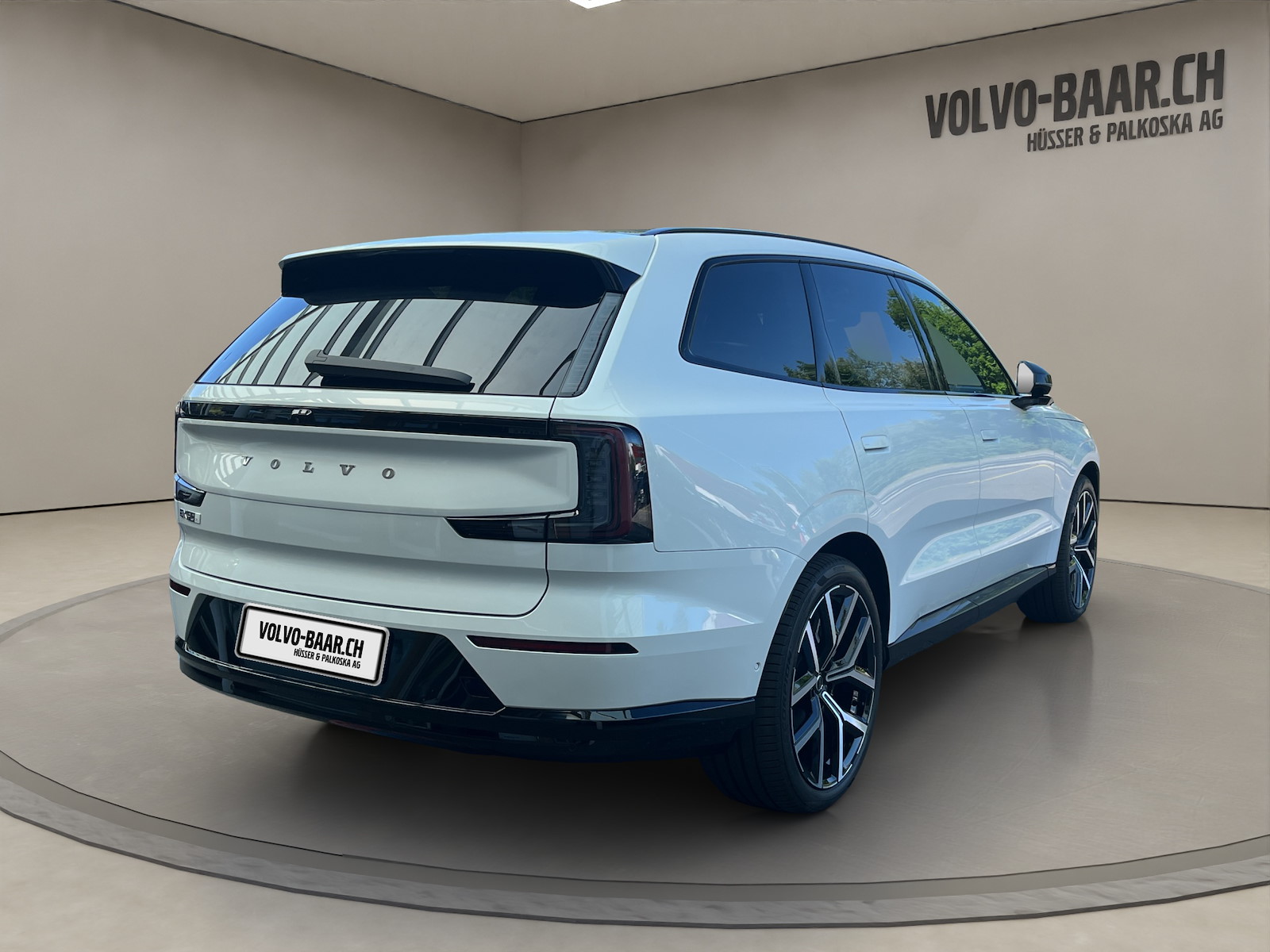 VOLVO EX 90 Twin Performance Ultra AWDD-image-4
