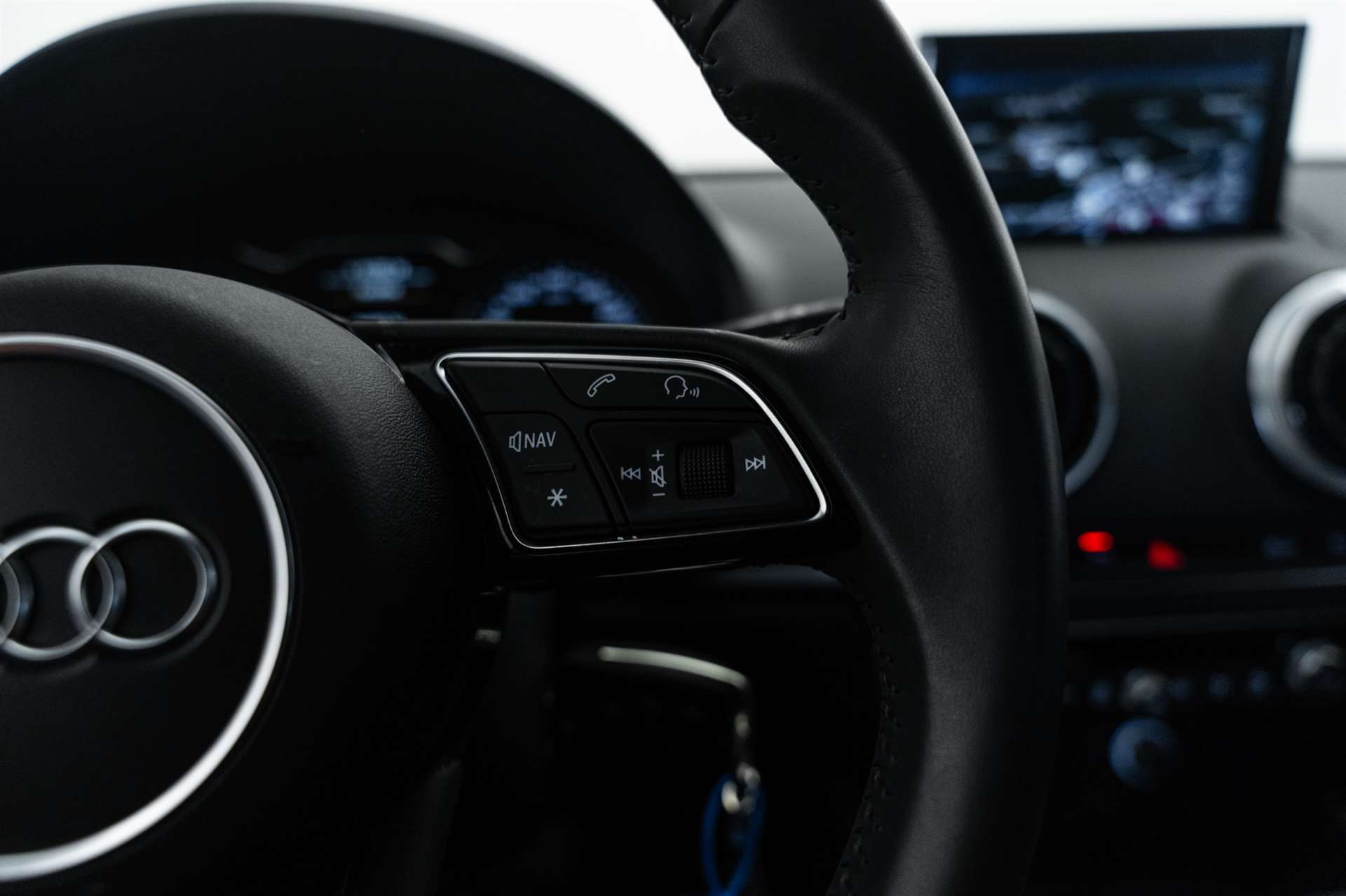 AUDI A3 Sportback 35 TFSI S-tronic-image-14