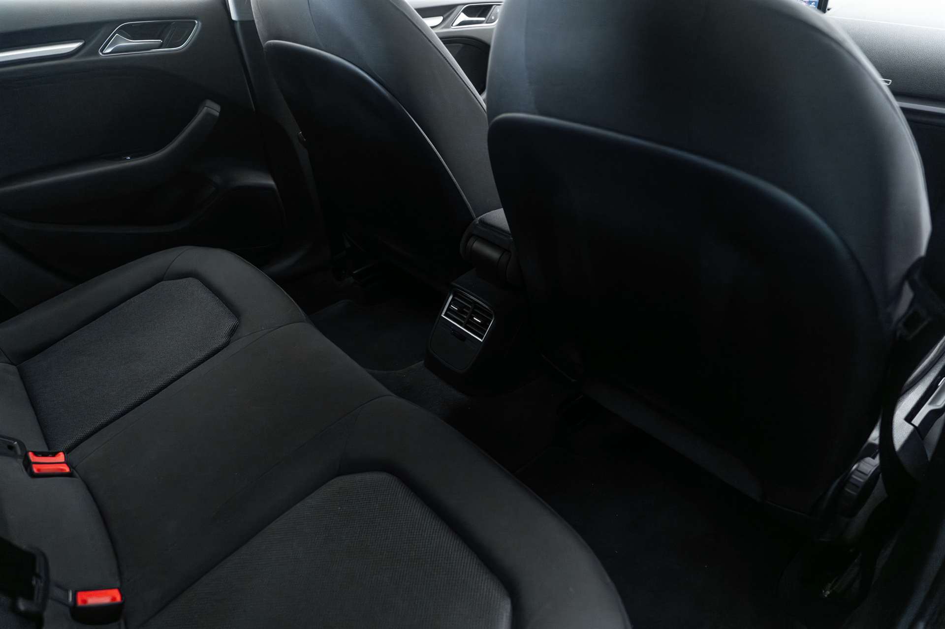 AUDI A3 Sportback 35 TFSI S-tronic-image-12
