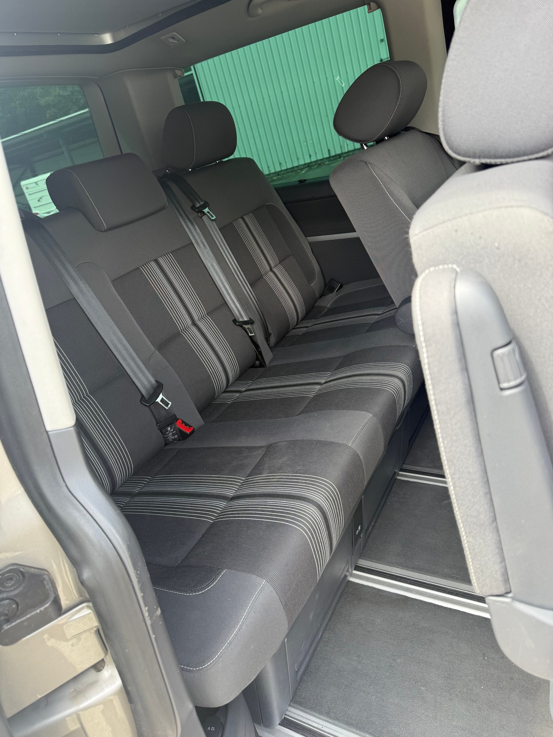 VW T5 Multivan 2.0 Bi-TDI CR CL Edition 25 4Mot. DSG-image-9