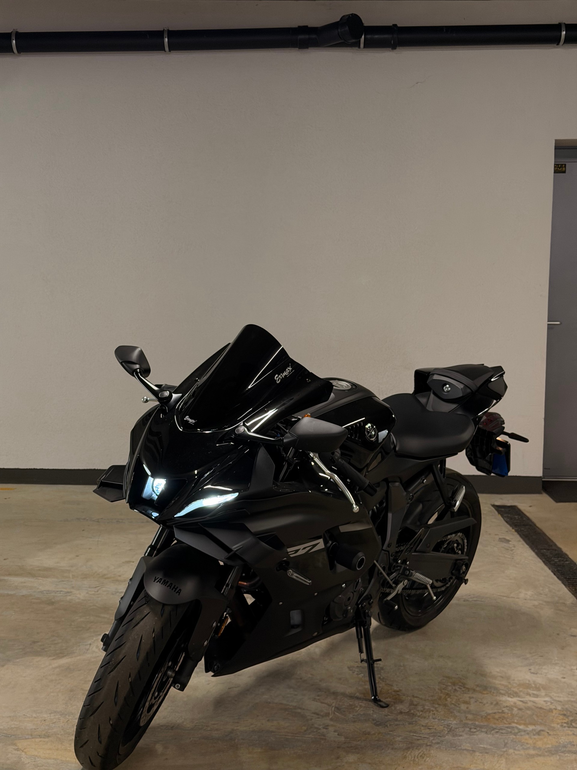 YAMAHA YZF-R7 (35kW)-image-1