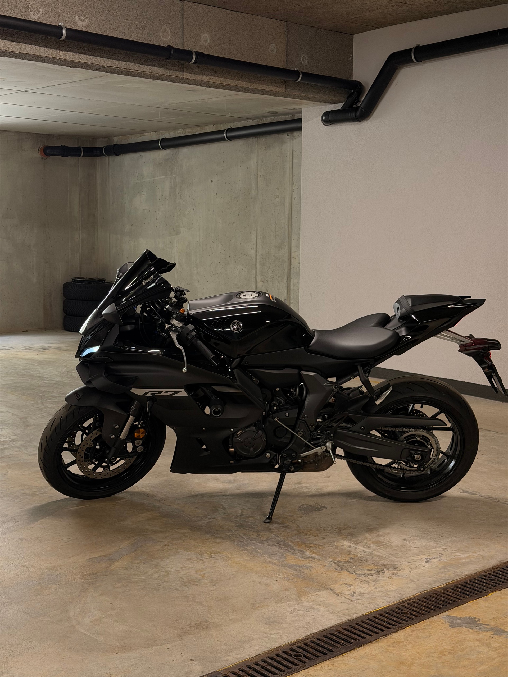 YAMAHA YZF-R7 (35kW)-image-0